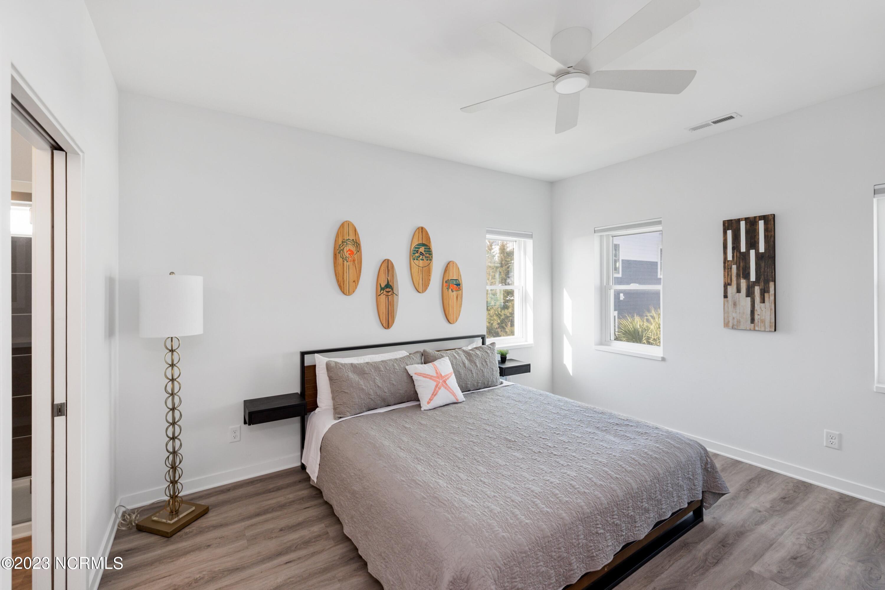 1110 Lake Park Boulevard S, 2