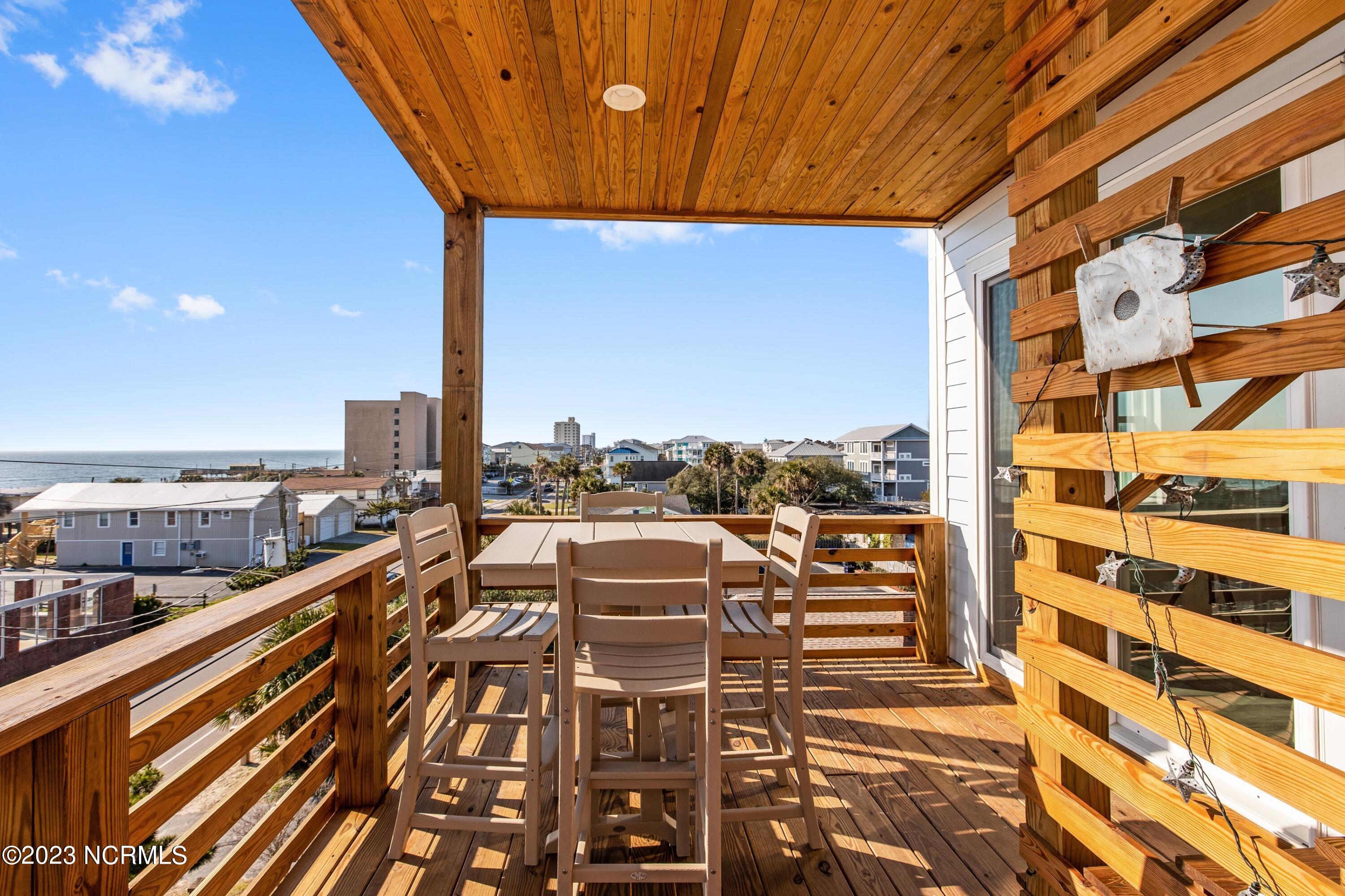 1110 Lake Park Boulevard S, 2