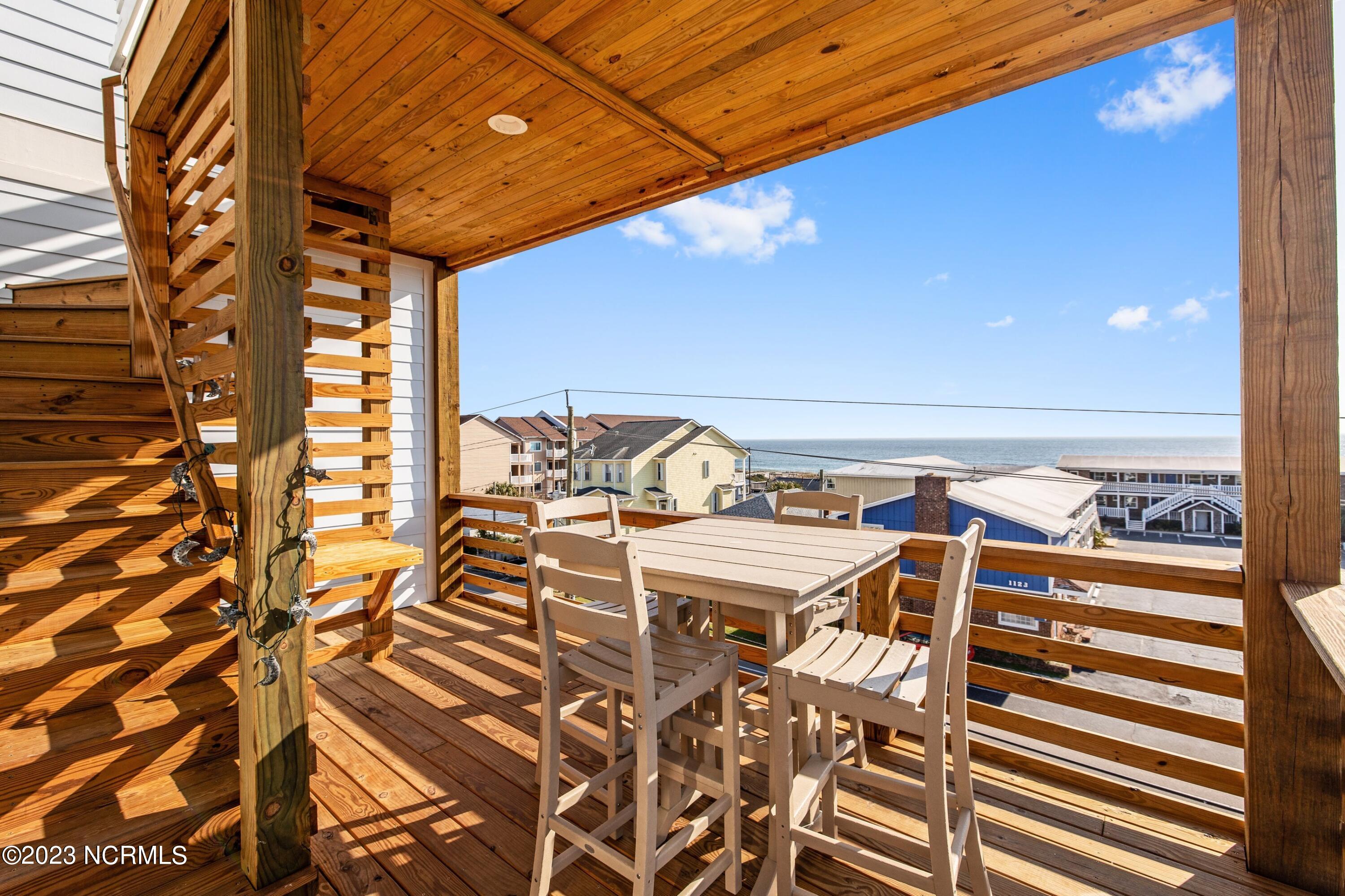 1110 Lake Park Boulevard S, 2