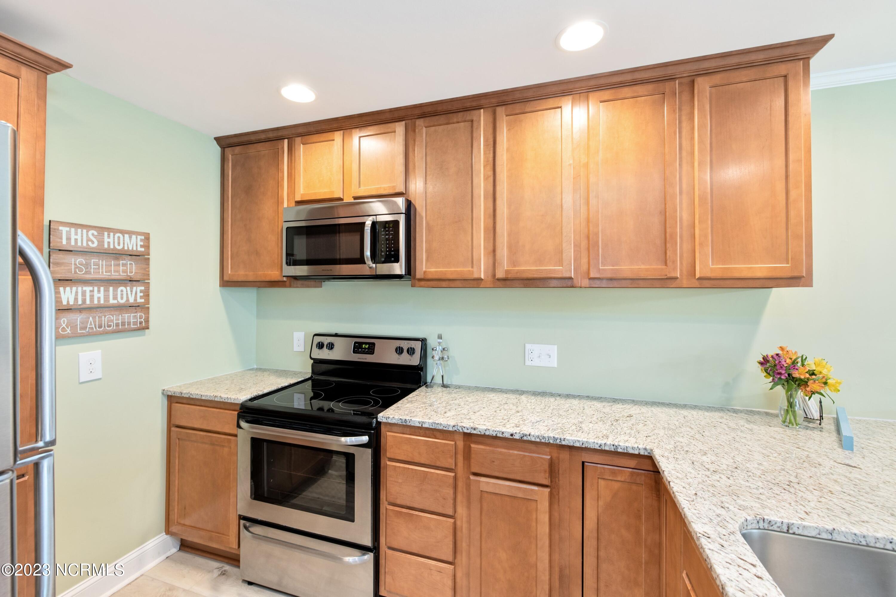 504 S Carolina Beach Avenue S Unit: Unit J3