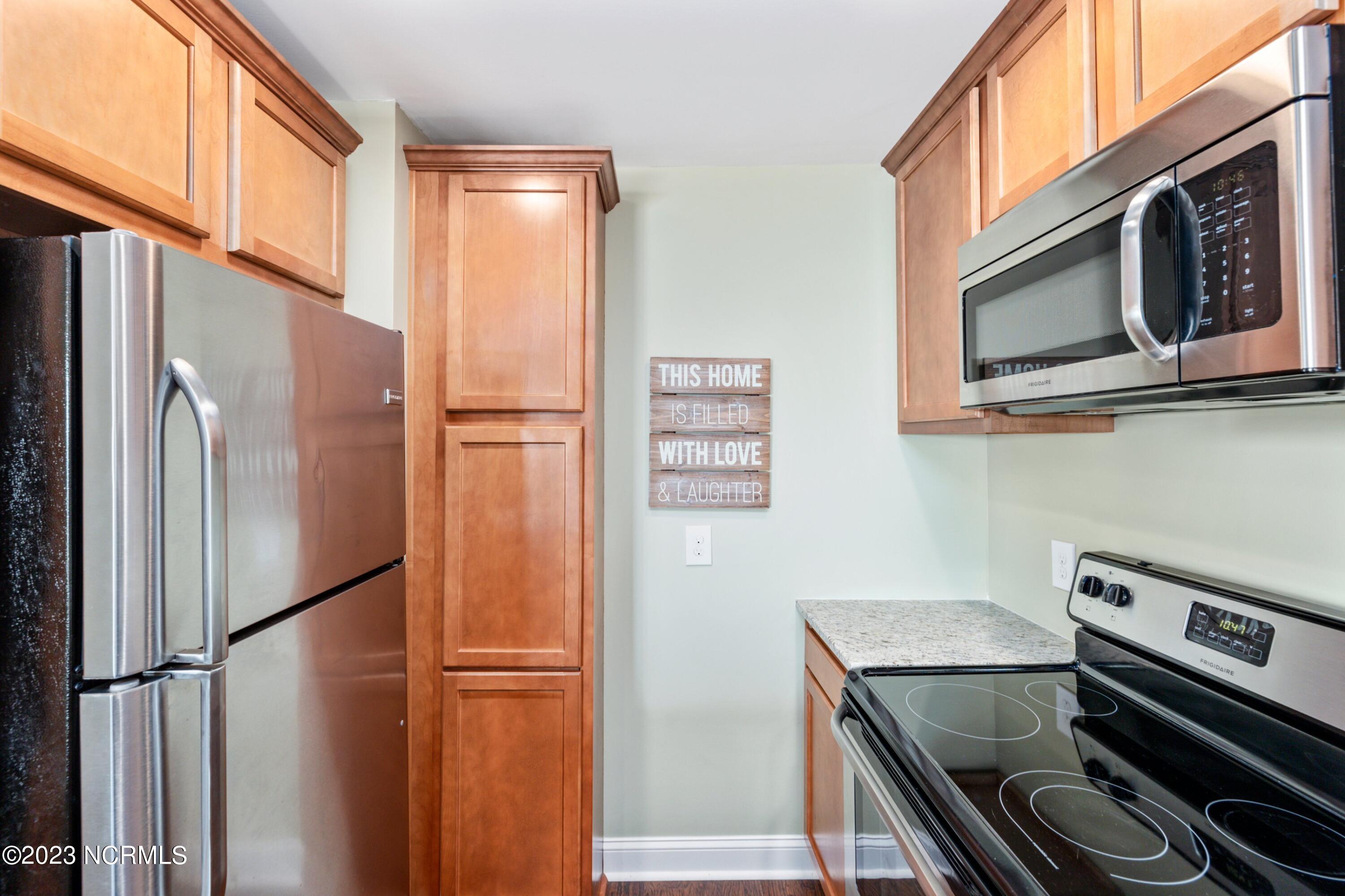 504 S Carolina Beach Avenue S Unit: Unit J3