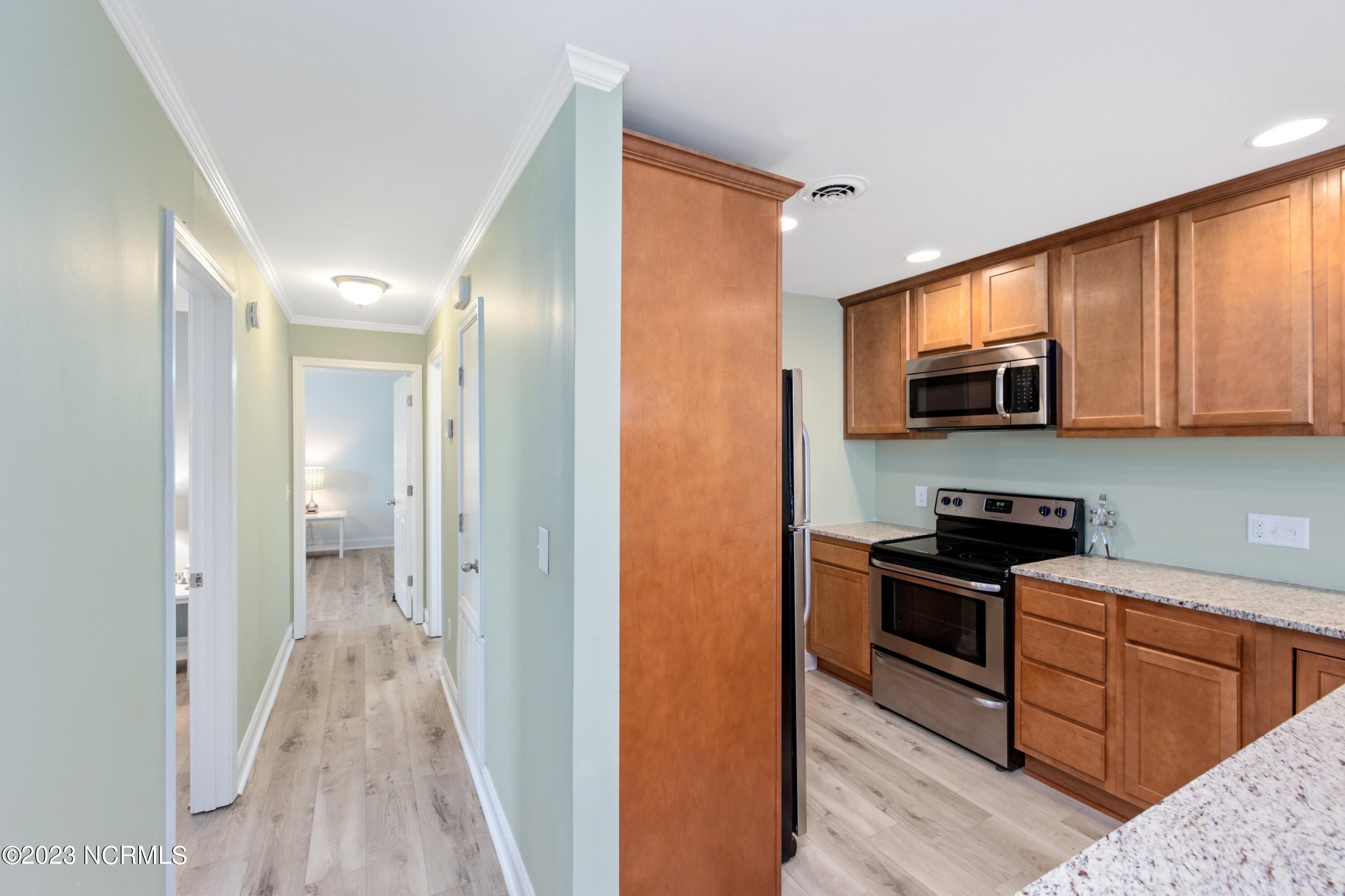 504 S Carolina Beach Avenue S Unit: Unit J3