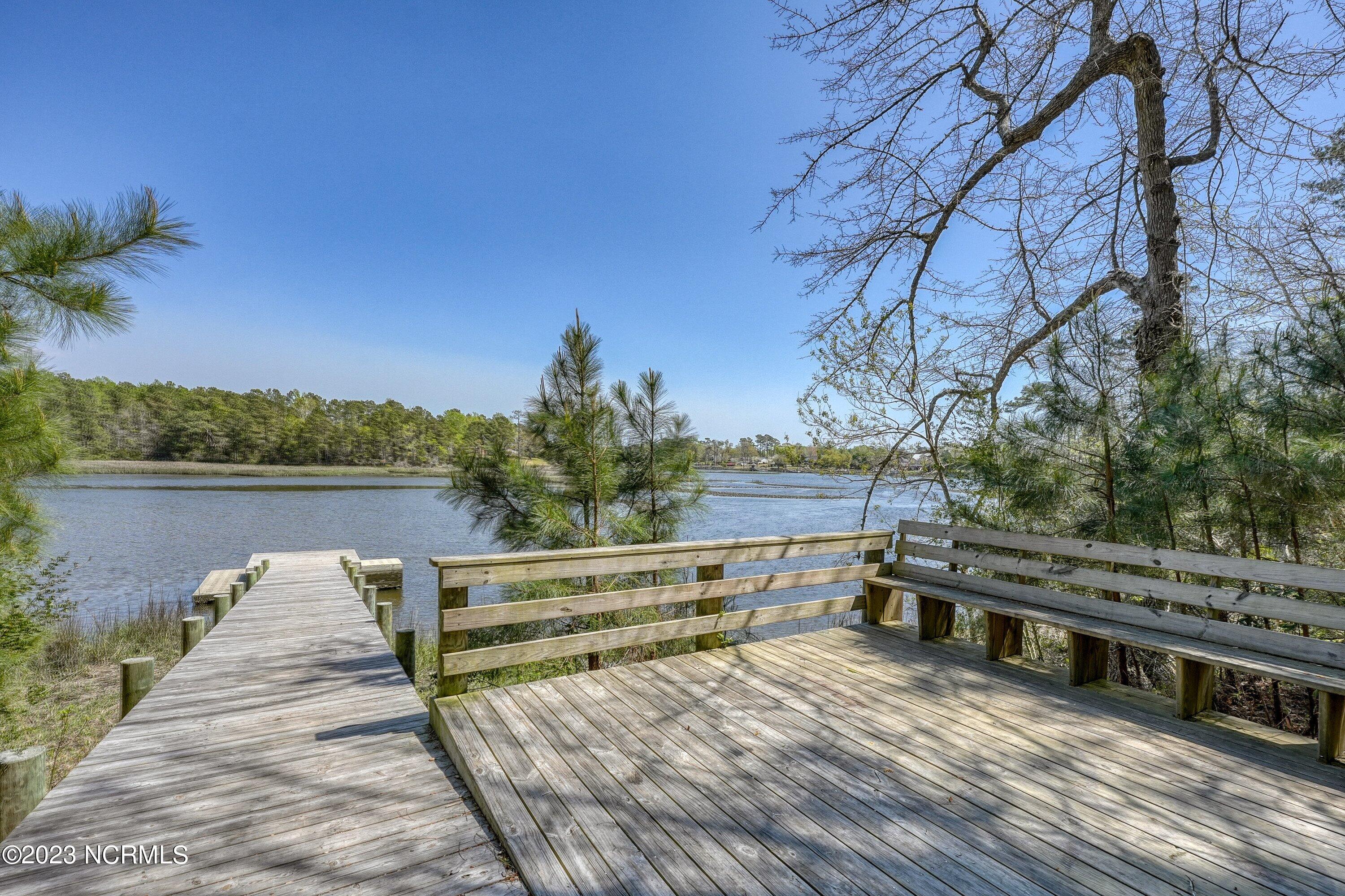 1035 Grandview Drive