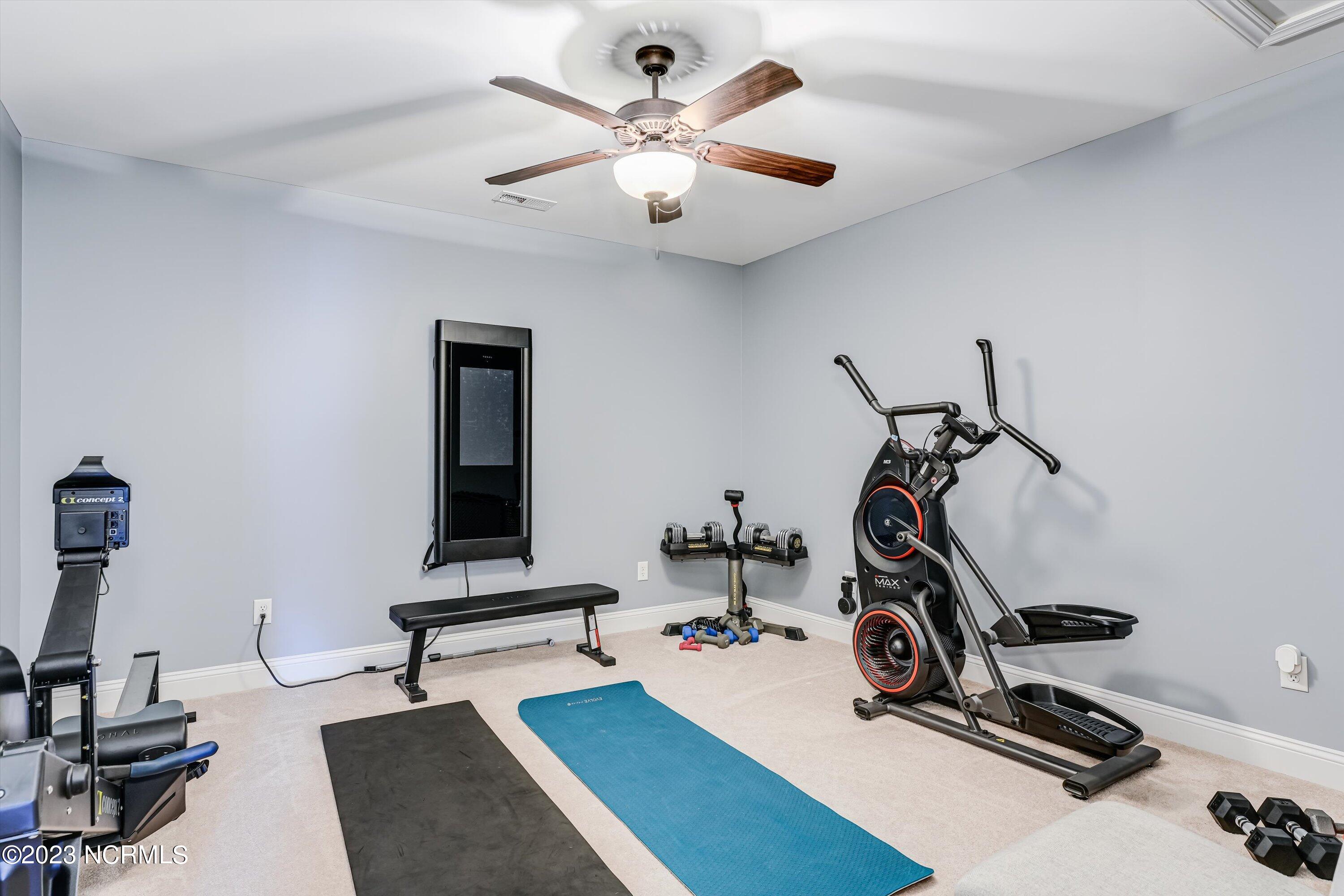 1035 Grandview Drive