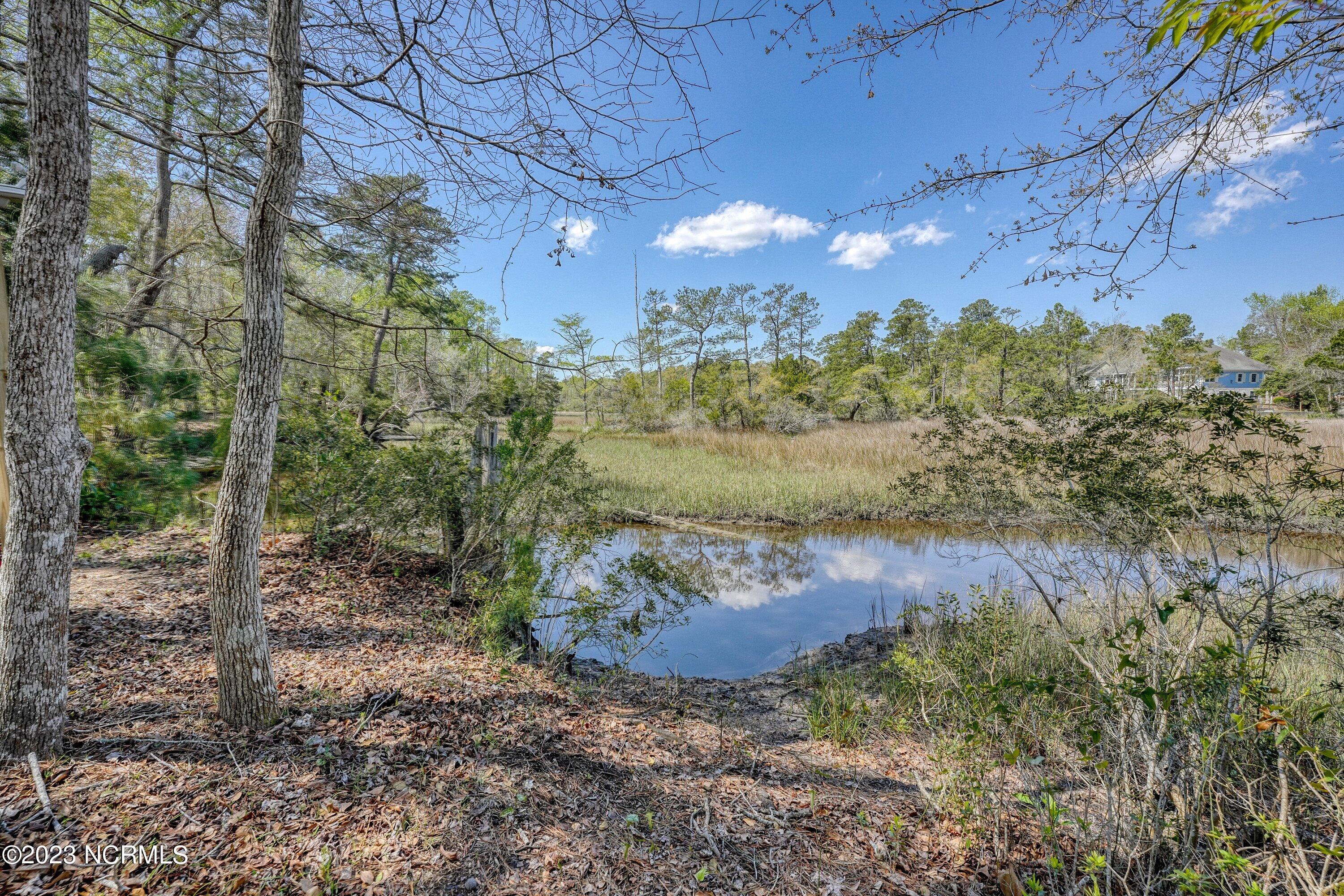 1035 Grandview Drive