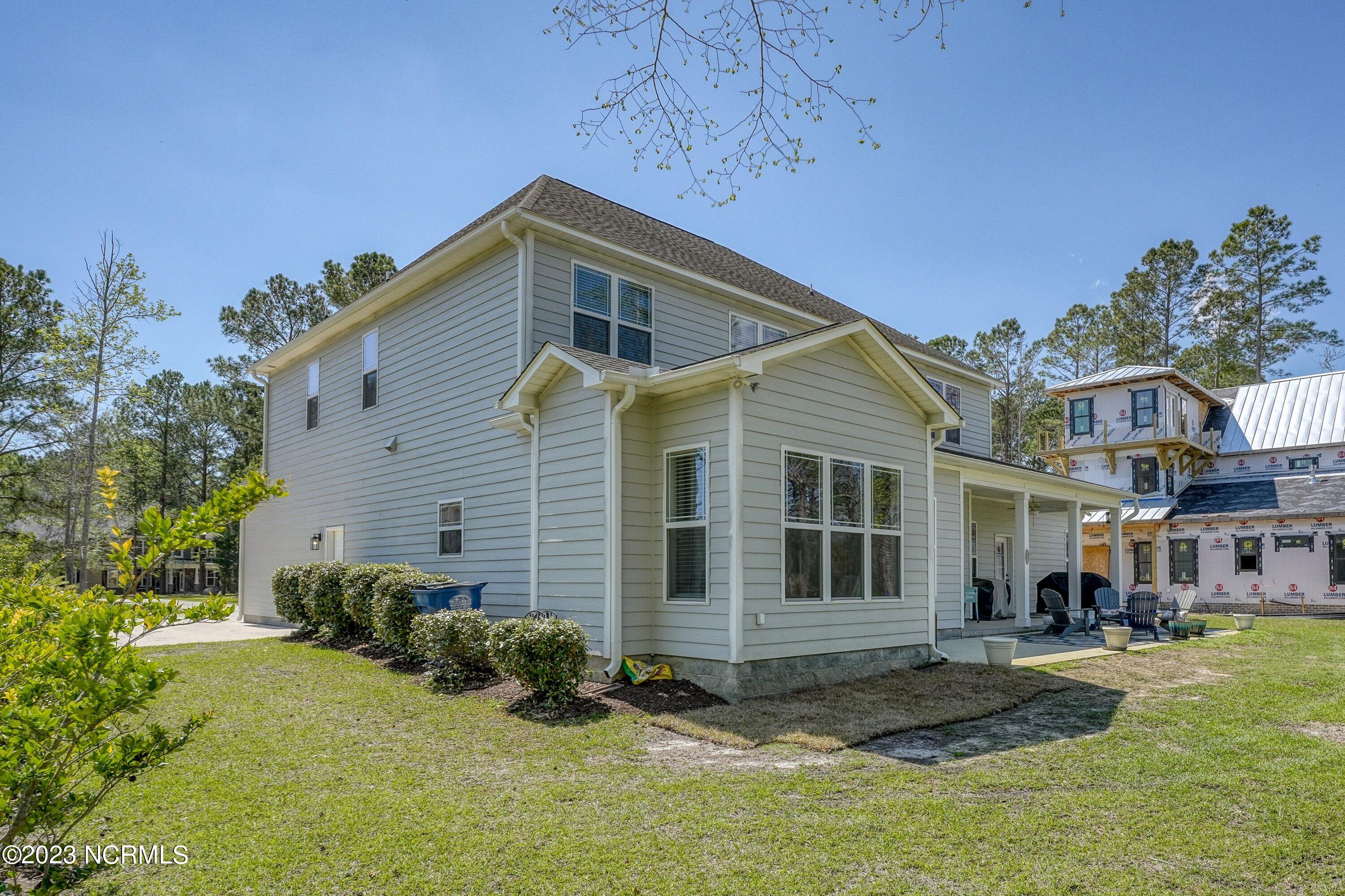 1035 Grandview Drive