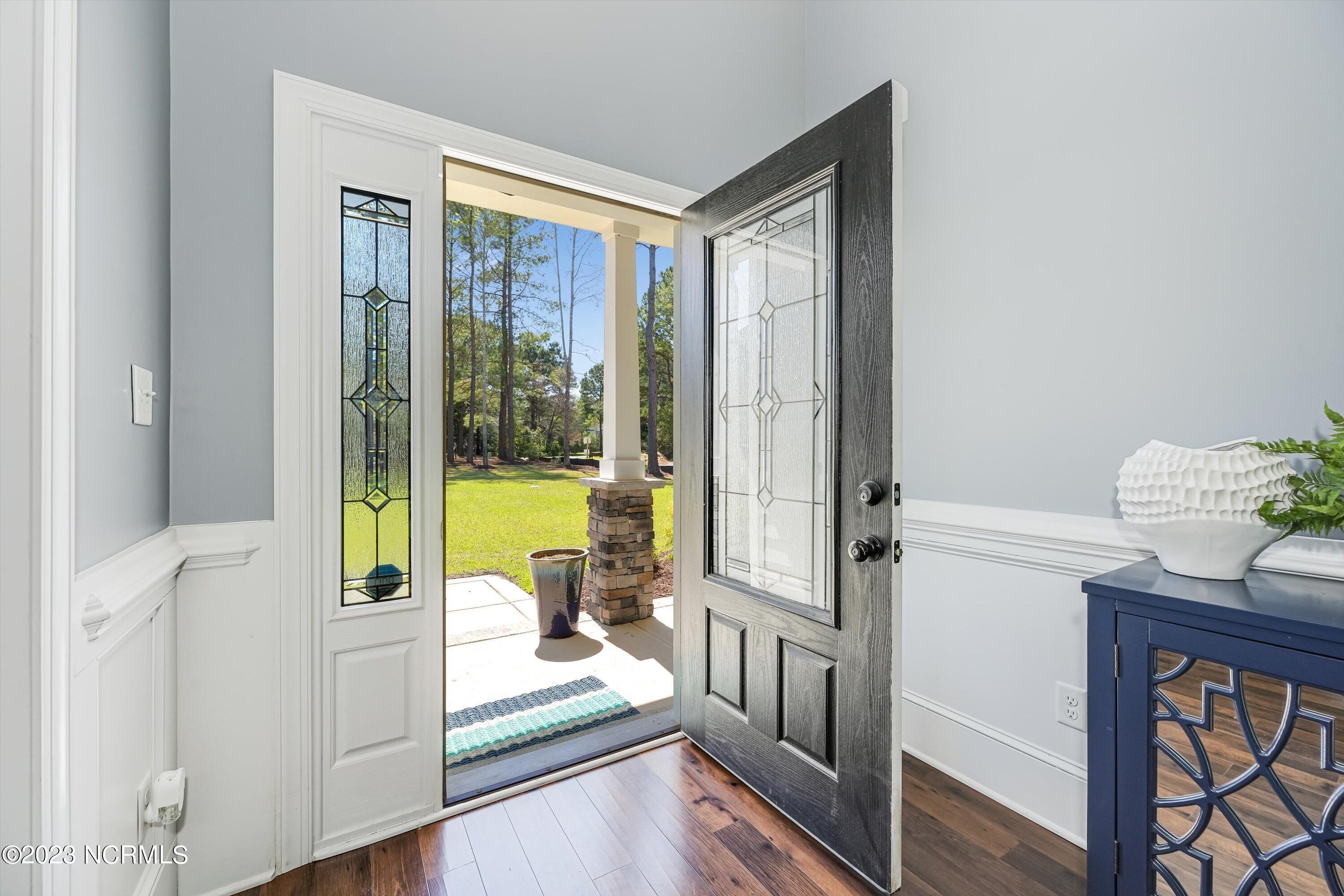 1035 Grandview Drive