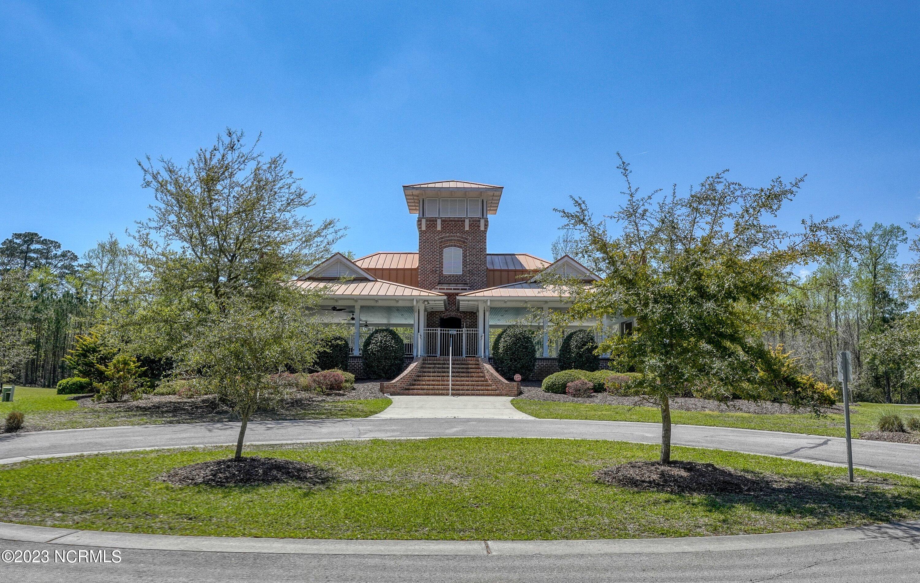 1035 Grandview Drive