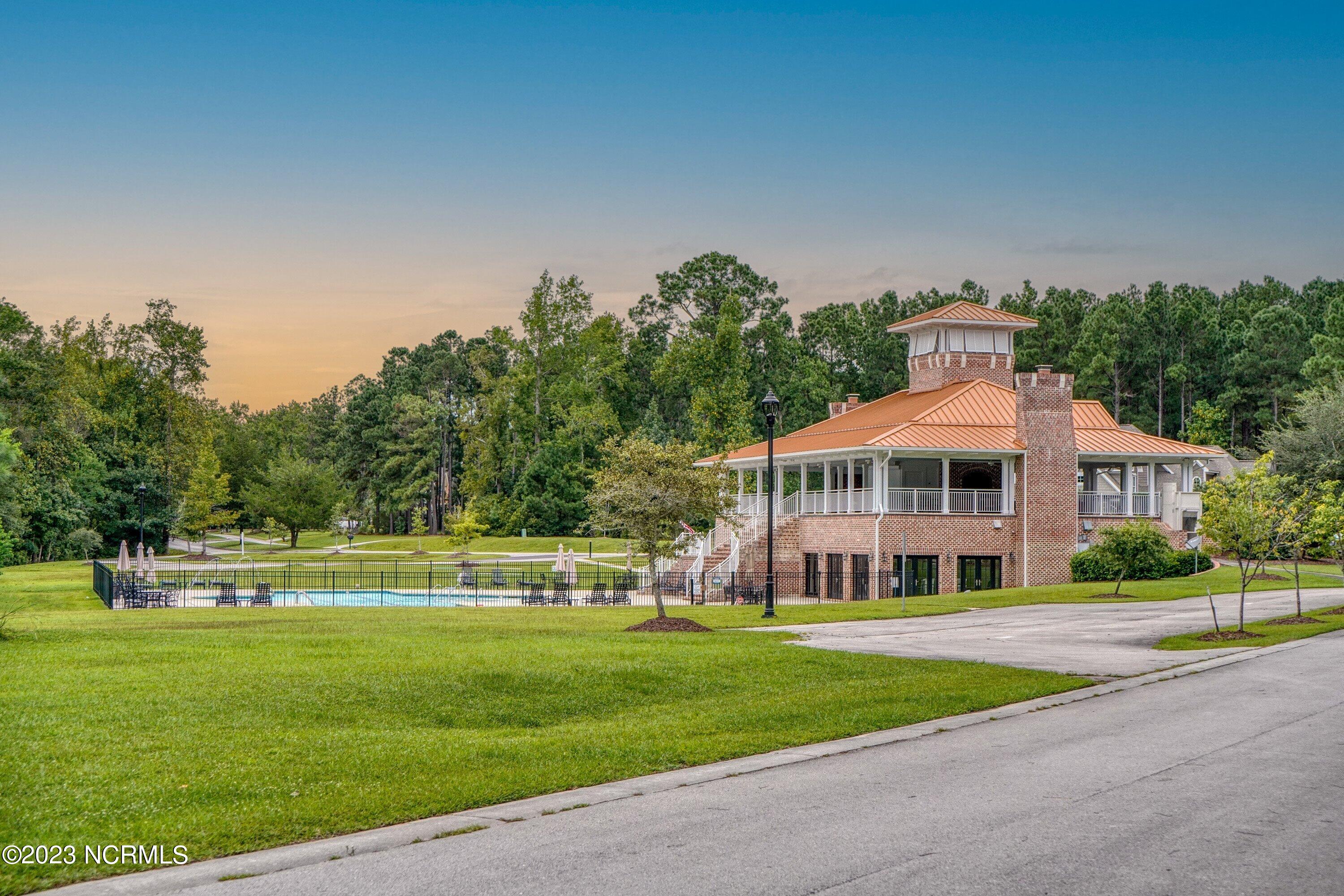 1035 Grandview Drive