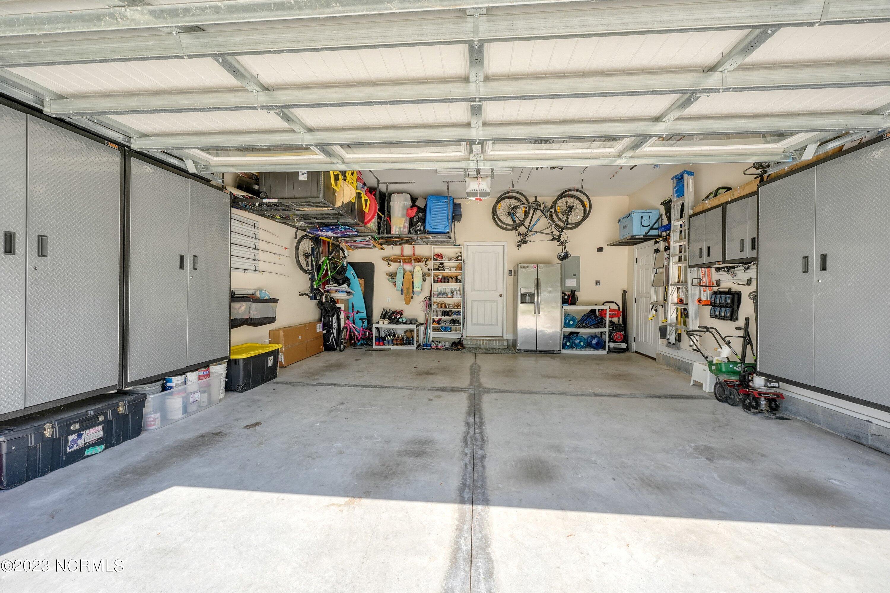 1035 Grandview Drive