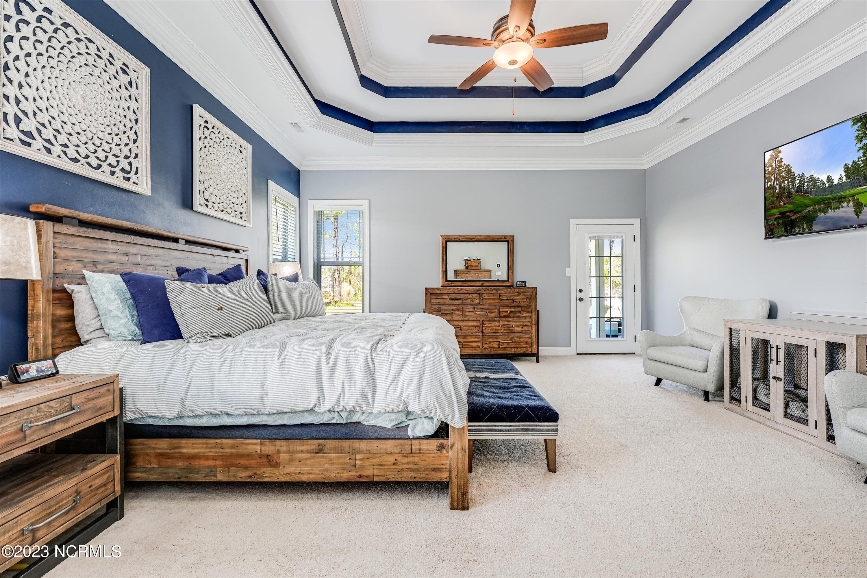 1035 Grandview Drive