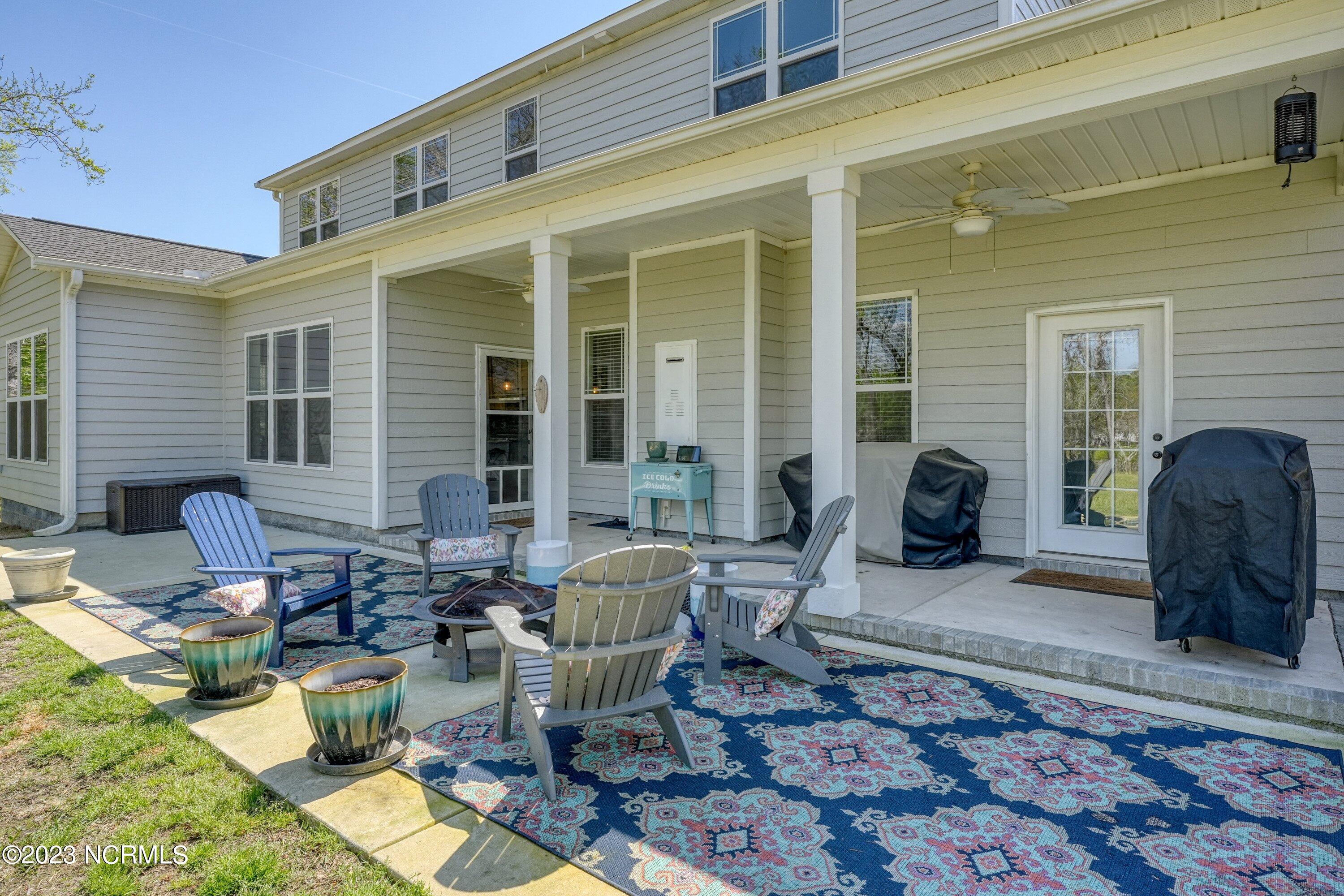 1035 Grandview Drive