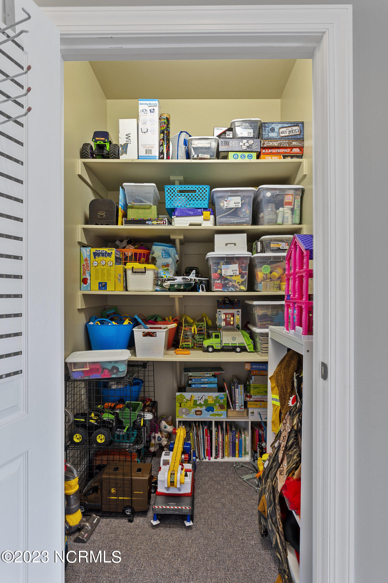 207 The Cape Boulevard