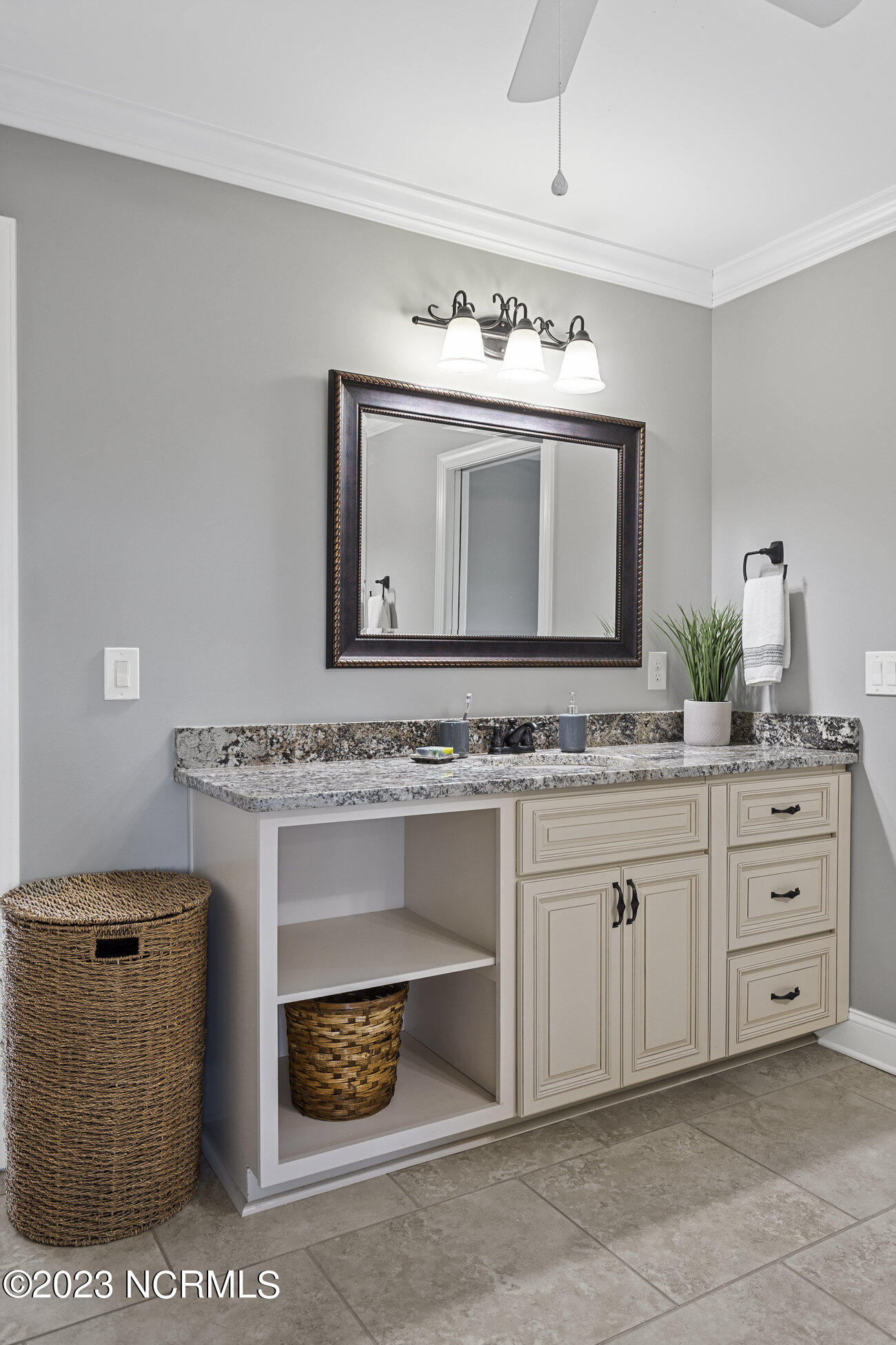 207 The Cape Boulevard