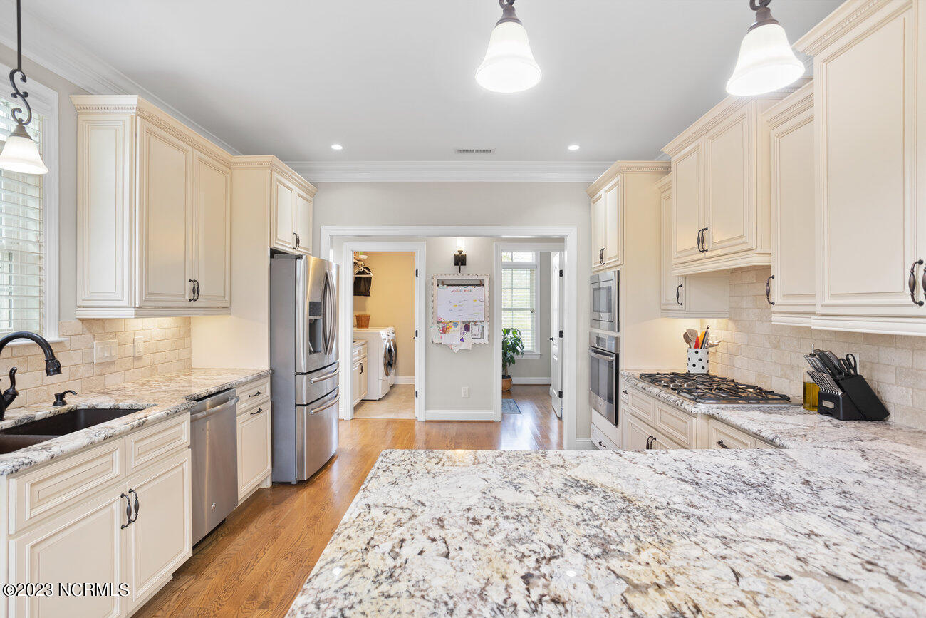 207 The Cape Boulevard