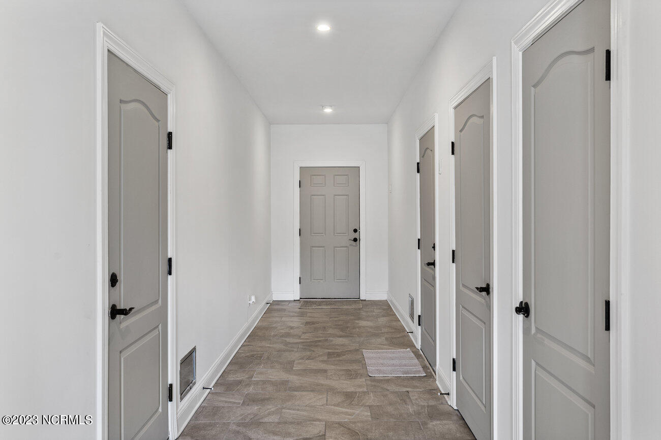 207 The Cape Boulevard