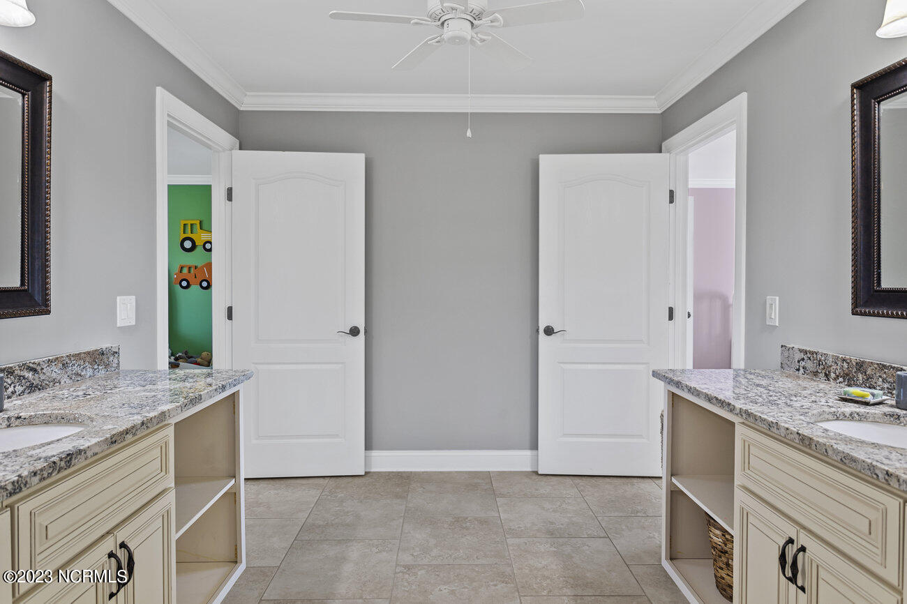 207 The Cape Boulevard