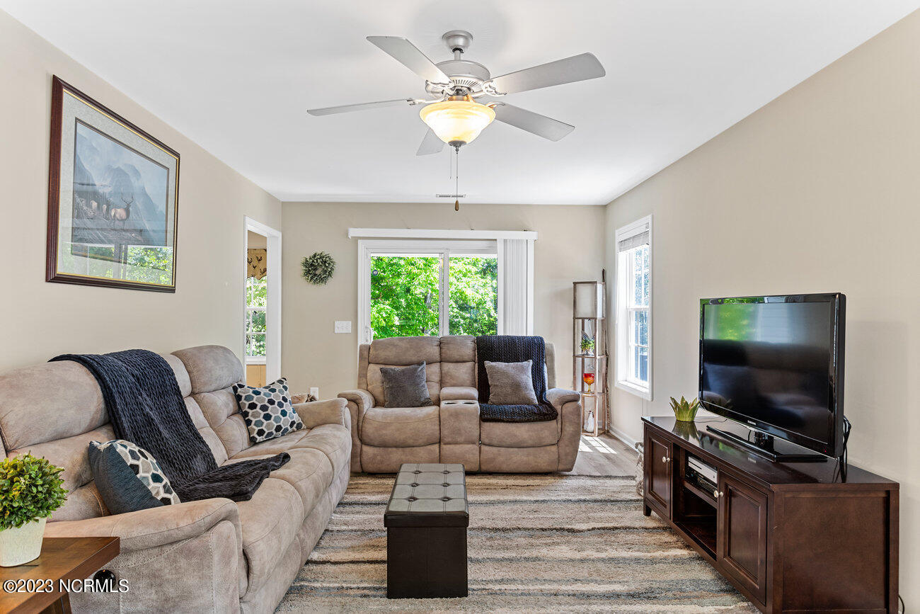 315 Dove Field Court