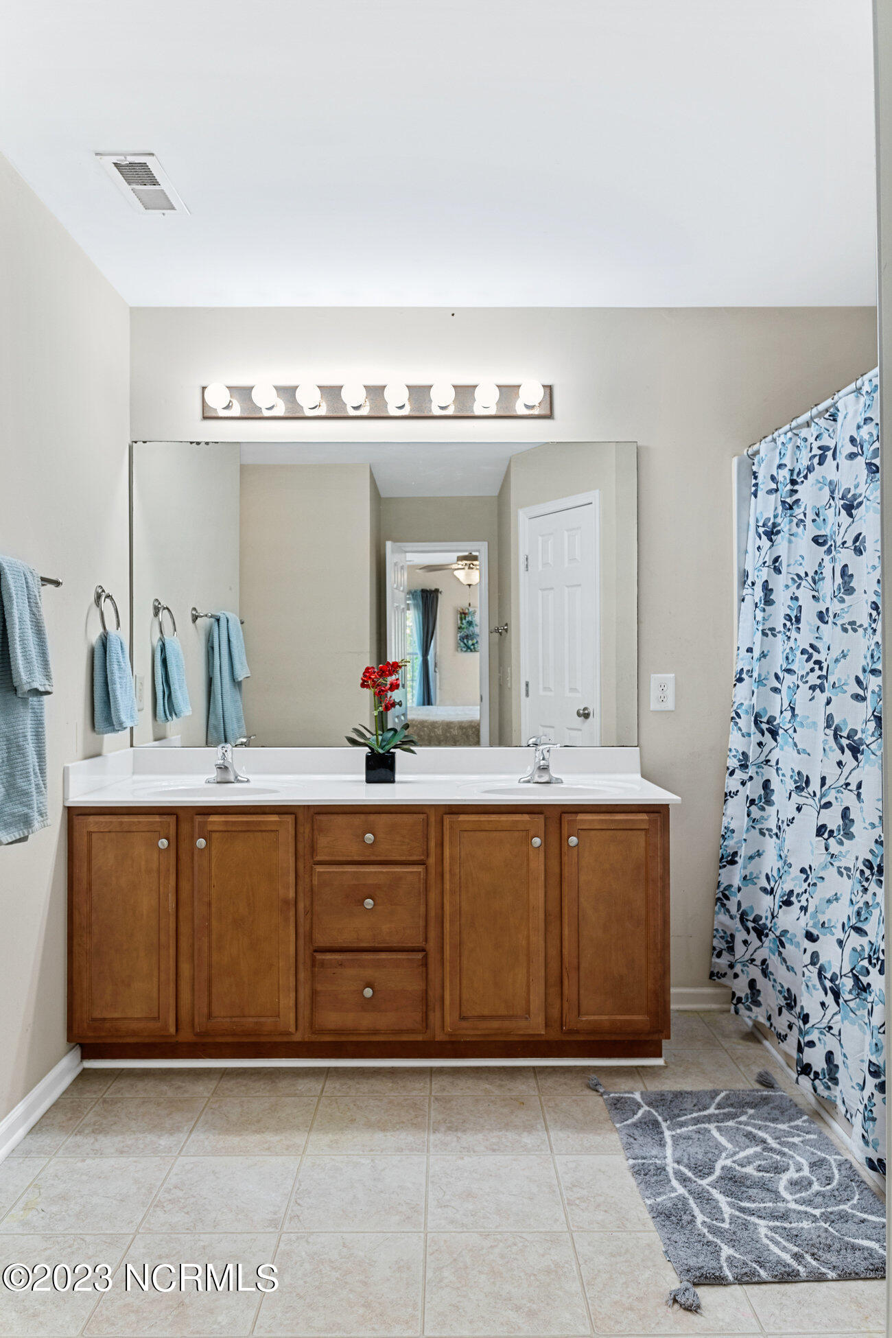 315 Dove Field Court