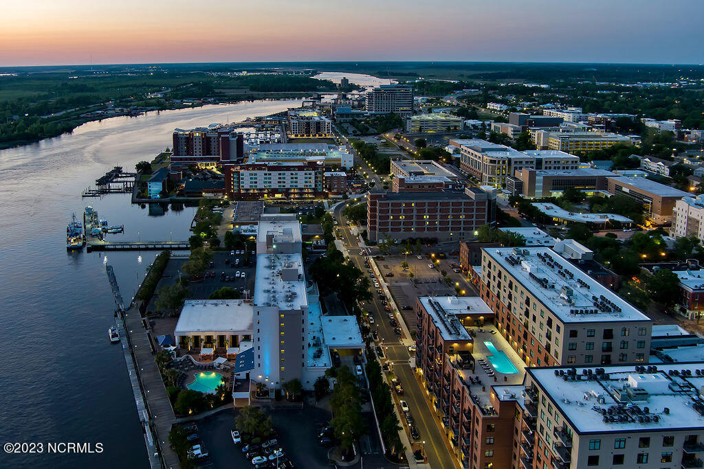 10 Grace Street, 703