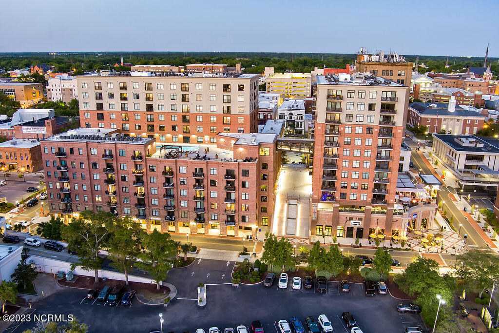 10 Grace Street, 703