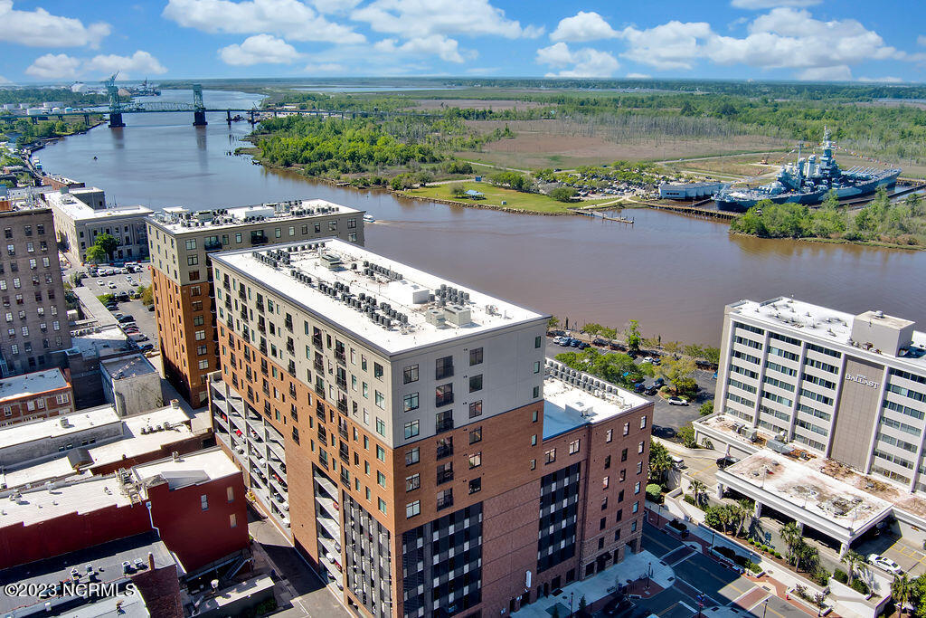 10 Grace Street, 703