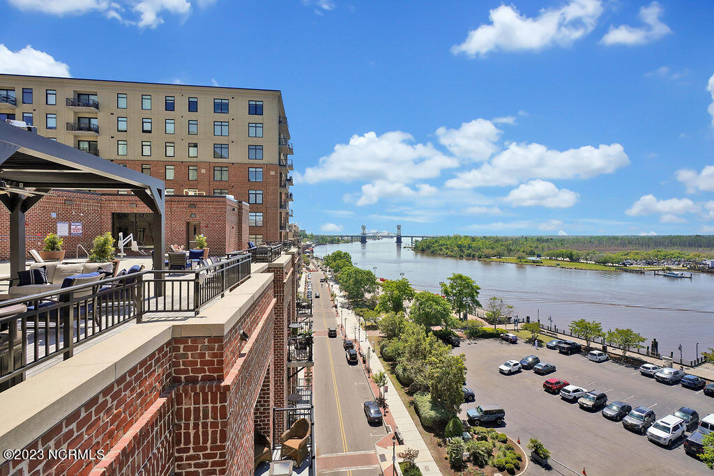 10 Grace Street, 703