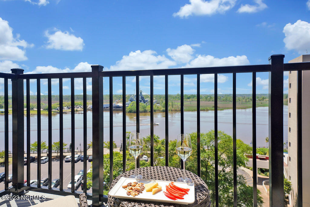 10 Grace Street, 703