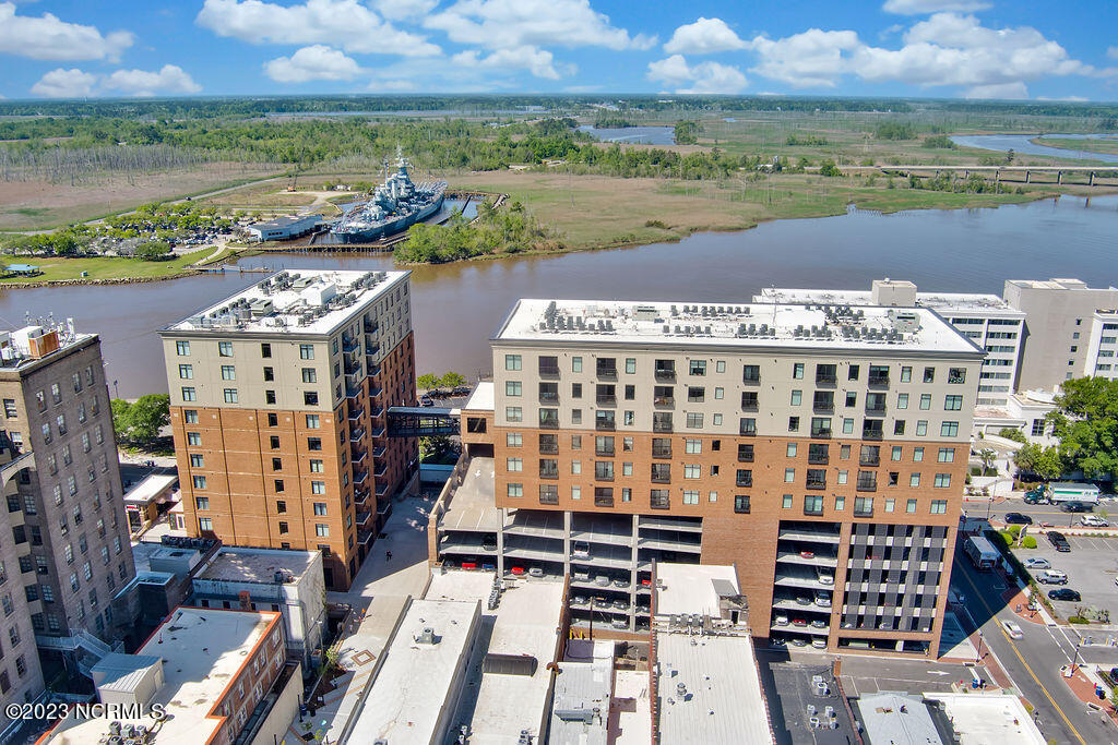 10 Grace Street, 703