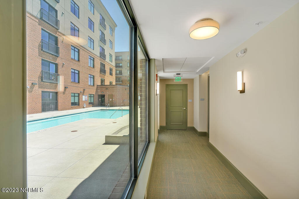 10 Grace Street, 703