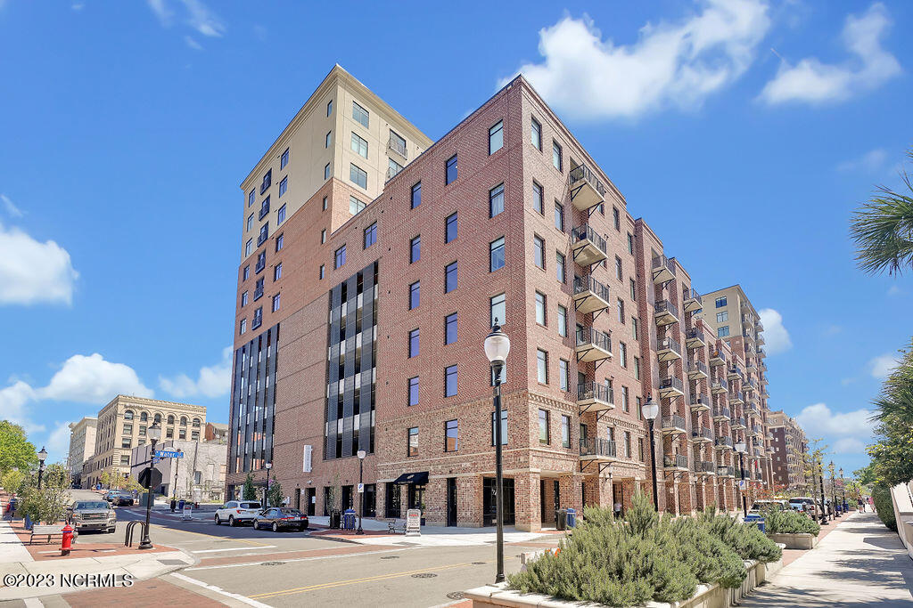 10 Grace Street, 703