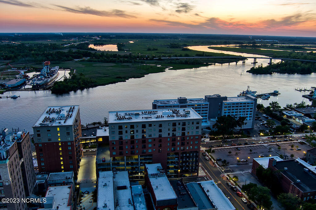 10 Grace Street, 703