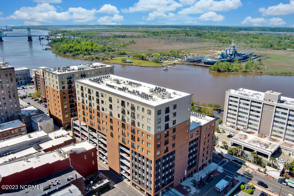 10 Grace Street, 703