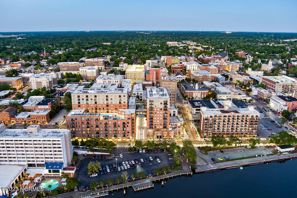 10 Grace Street, 703