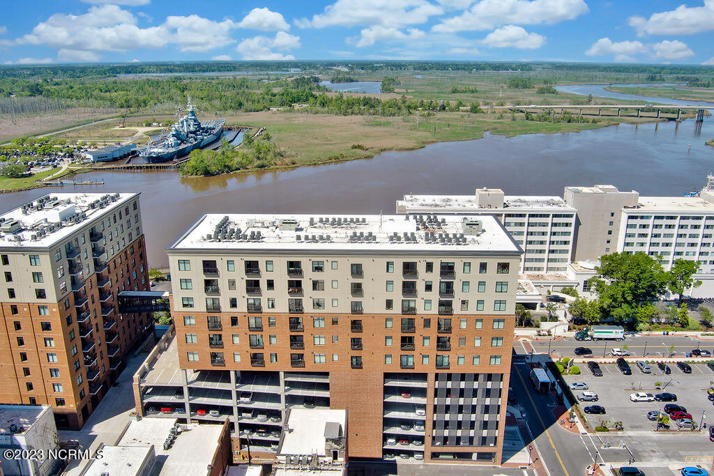 10 Grace Street, 703