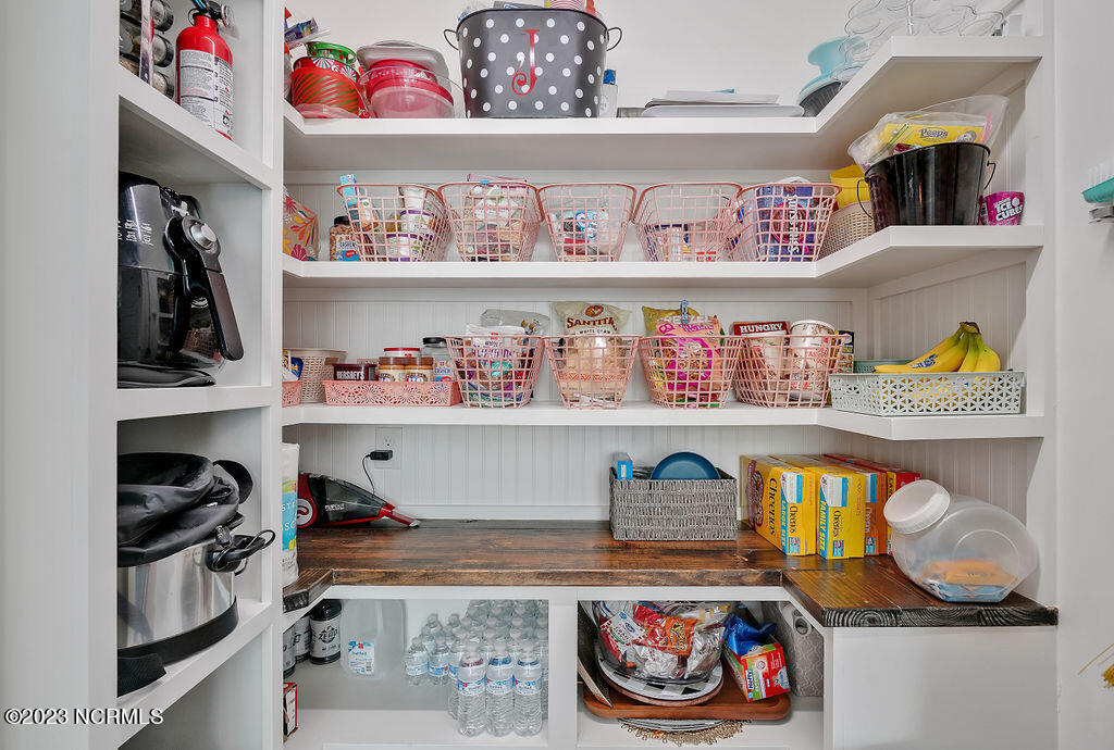 3319 Oyster Tabby Drive