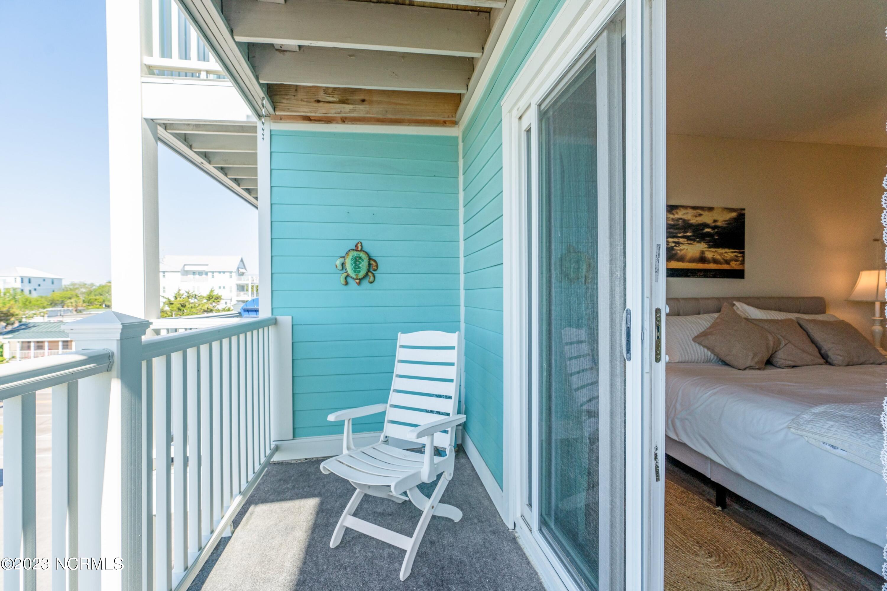 1423 S Lake Park Boulevard, 2b