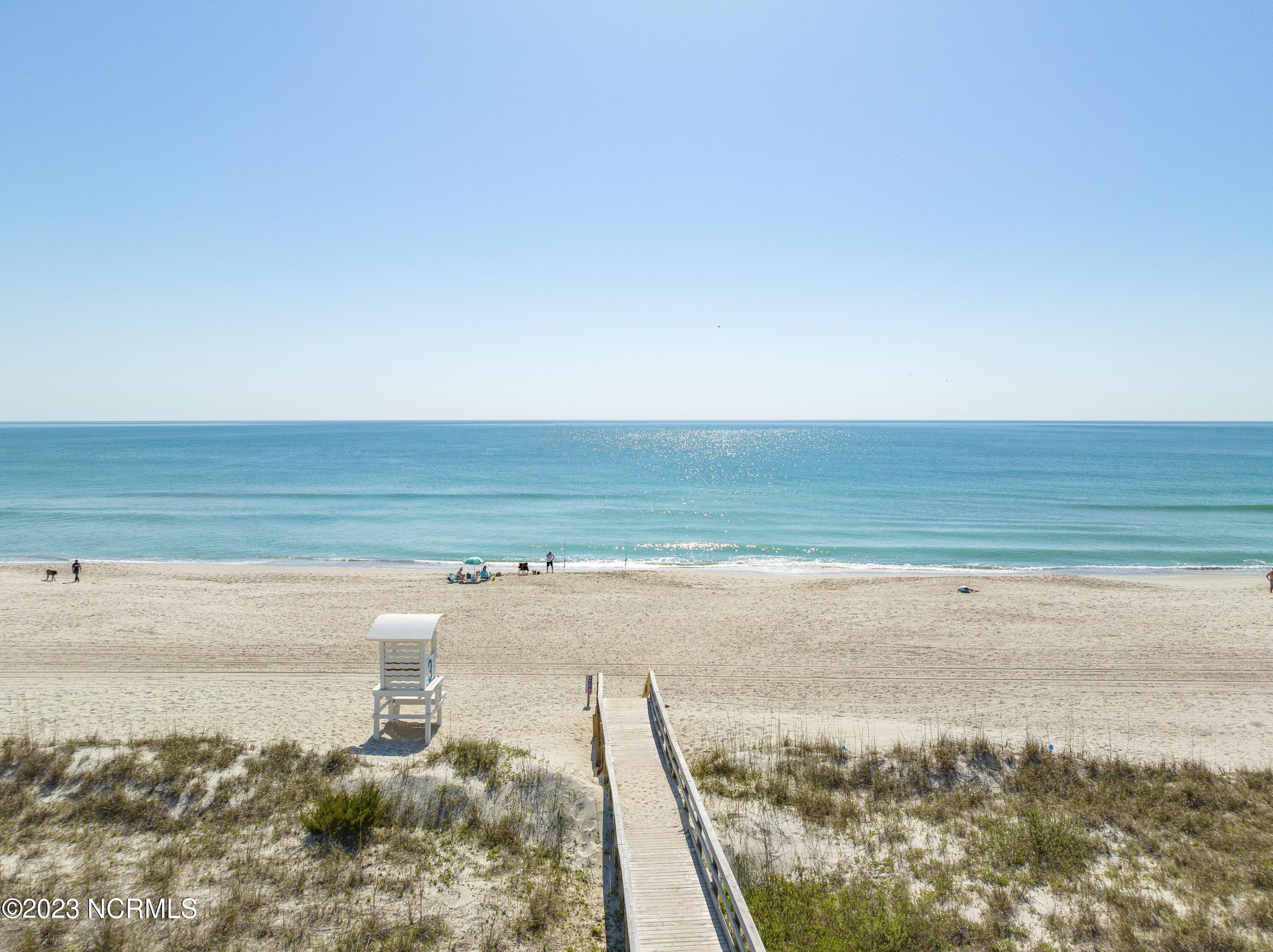 1423 S Lake Park Boulevard, 2b