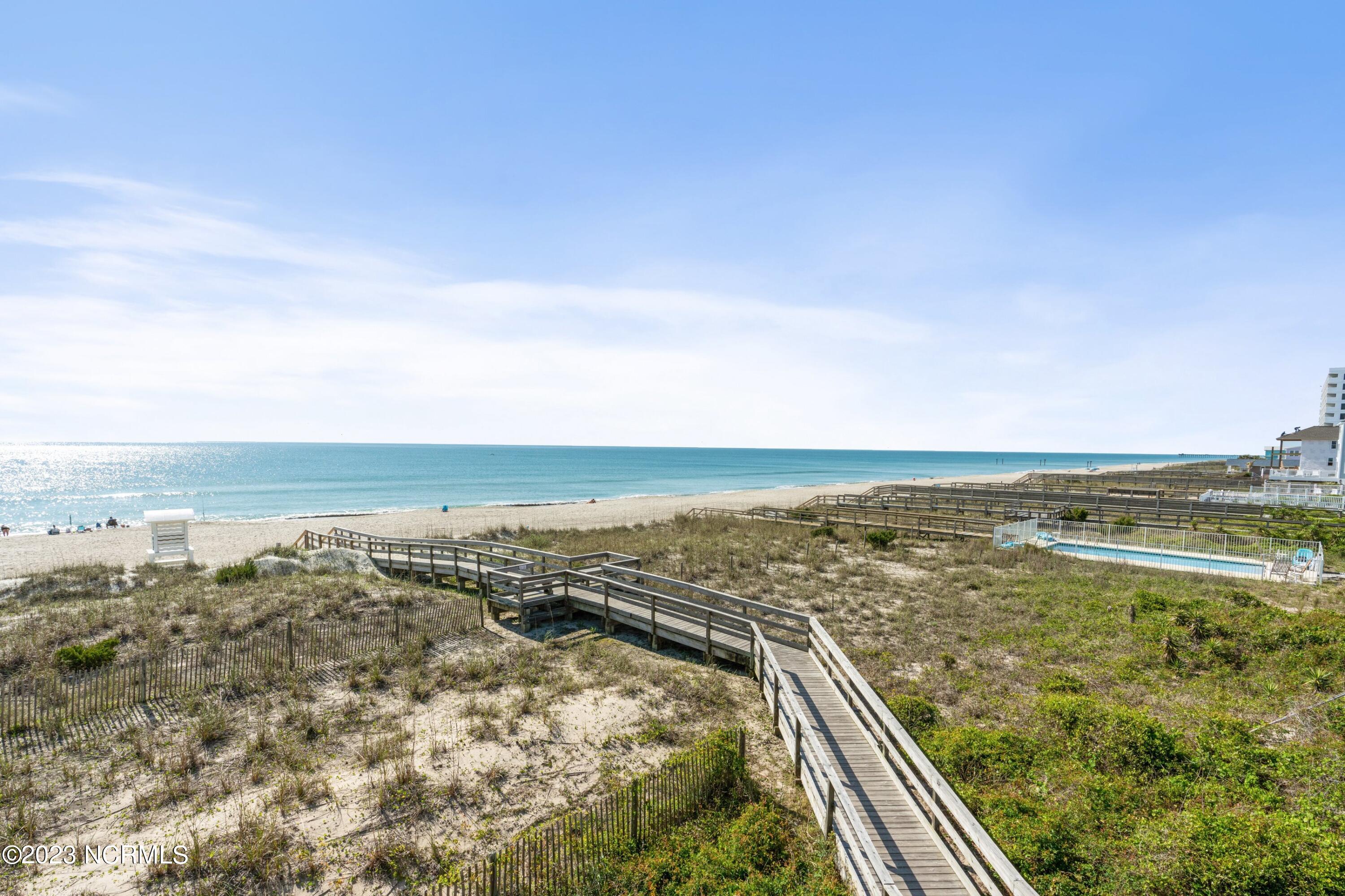 1423 S Lake Park Boulevard, 2b