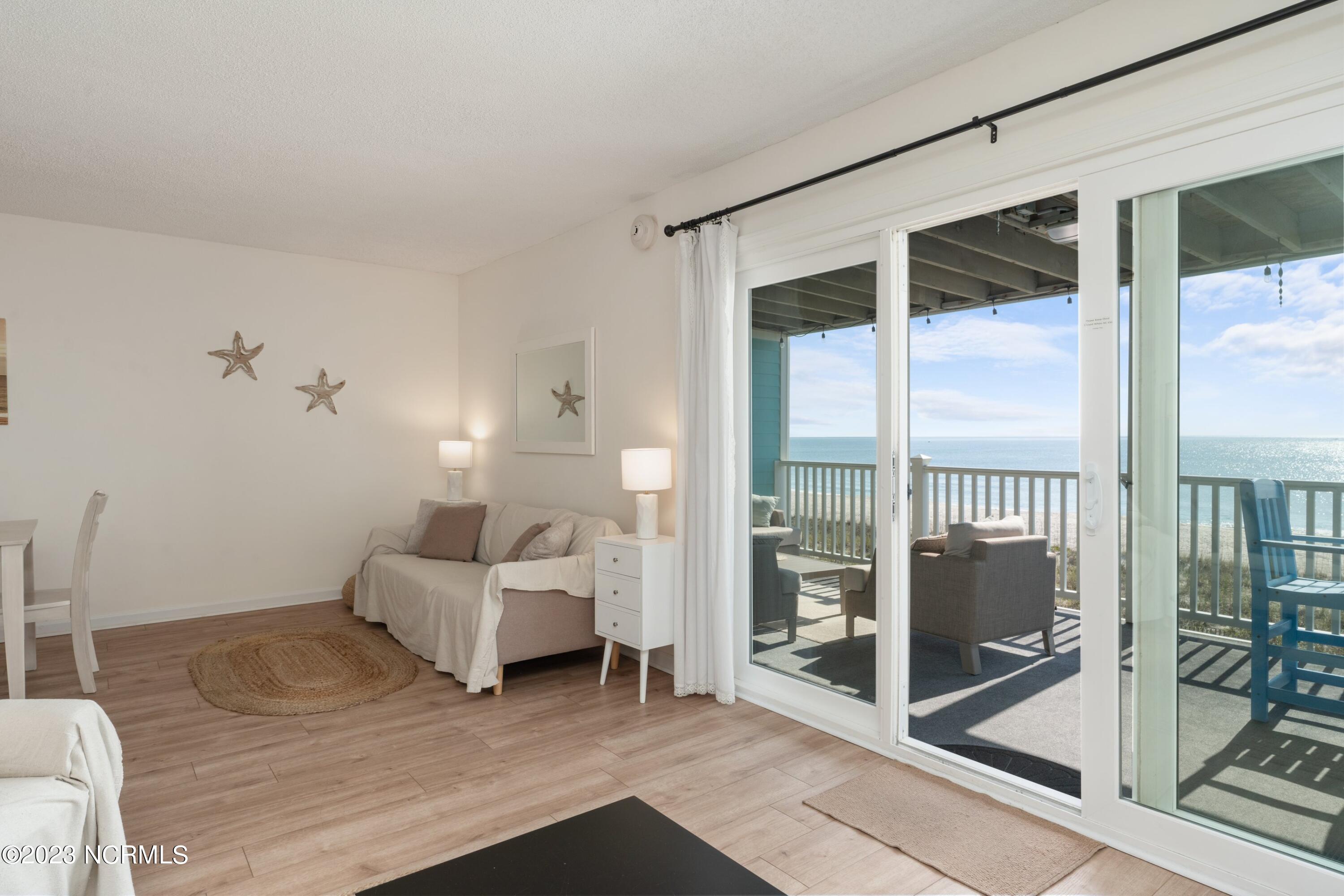 1423 S Lake Park Boulevard, 2b