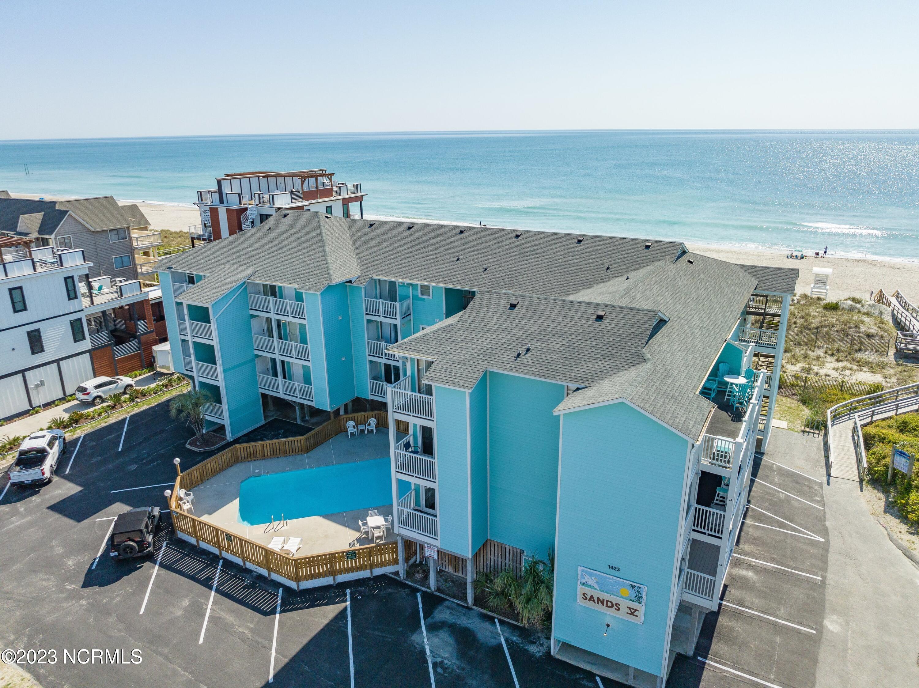 1423 S Lake Park Boulevard, 2b