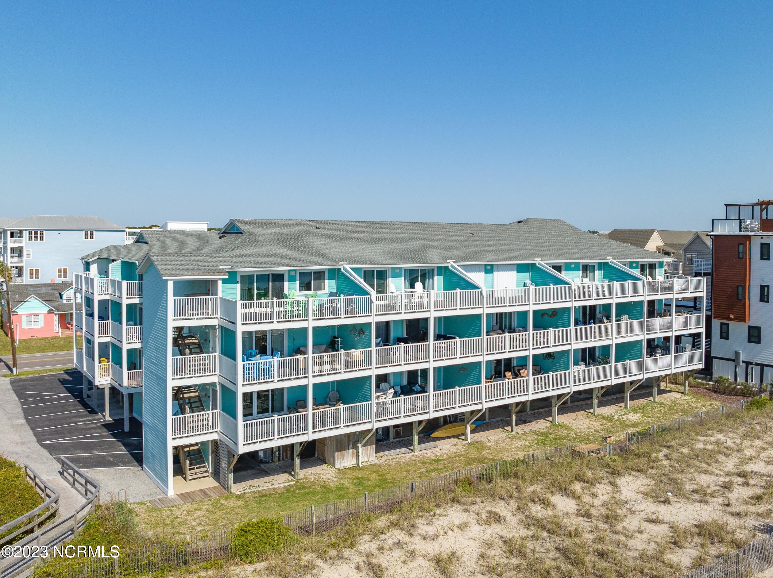 1423 S Lake Park Boulevard, 2b