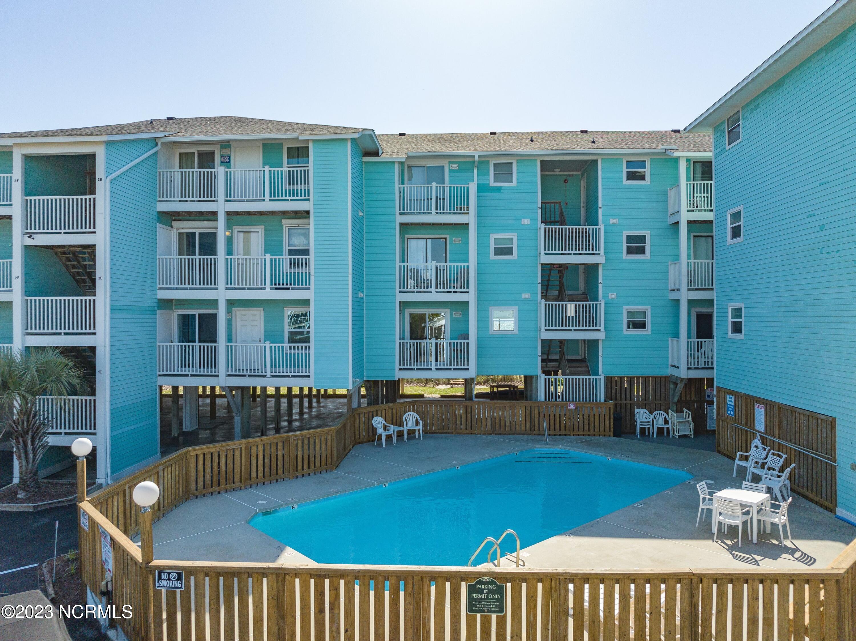 1423 S Lake Park Boulevard, 2b