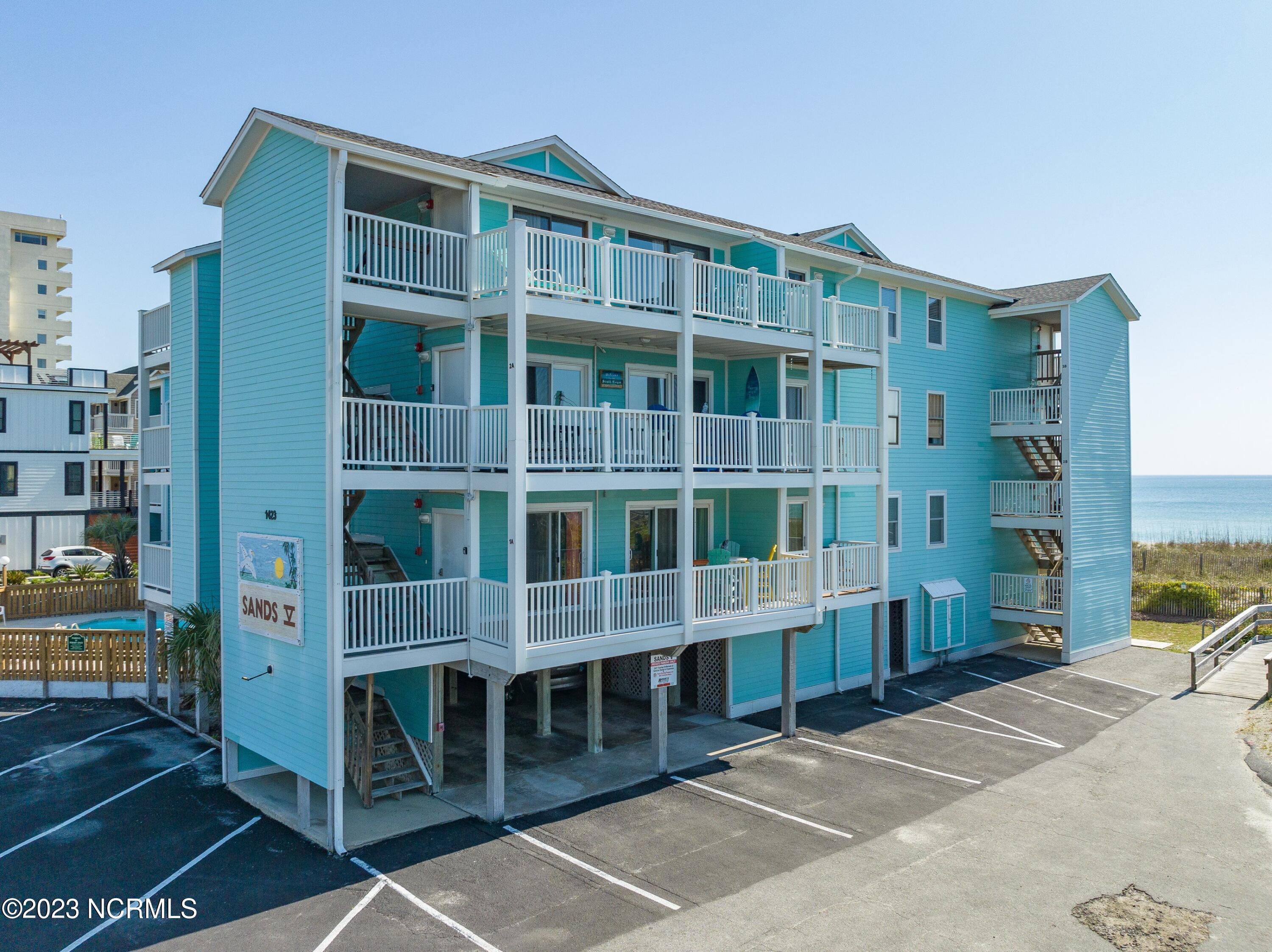 1423 S Lake Park Boulevard, 2b