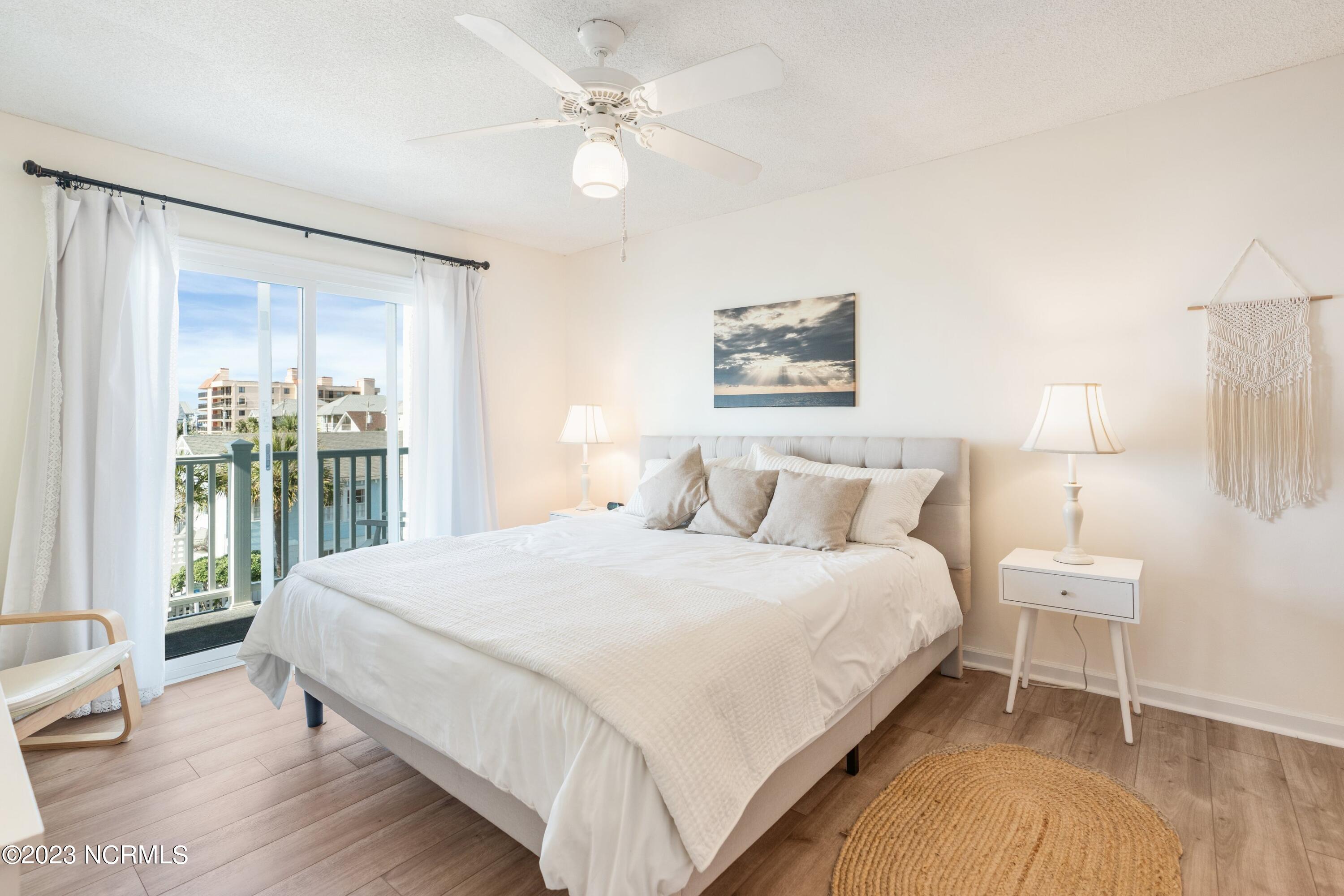 1423 S Lake Park Boulevard, 2b