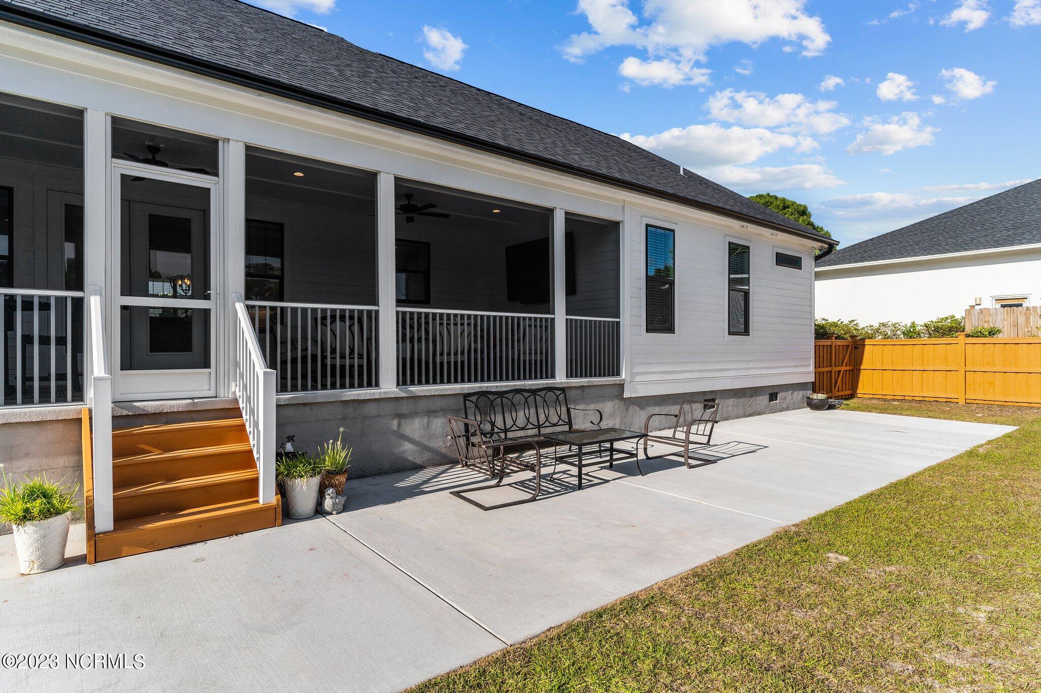 319 The Cape Boulevard