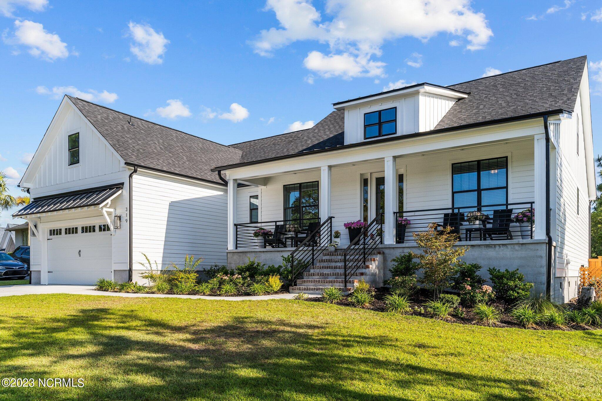 319 The Cape Boulevard