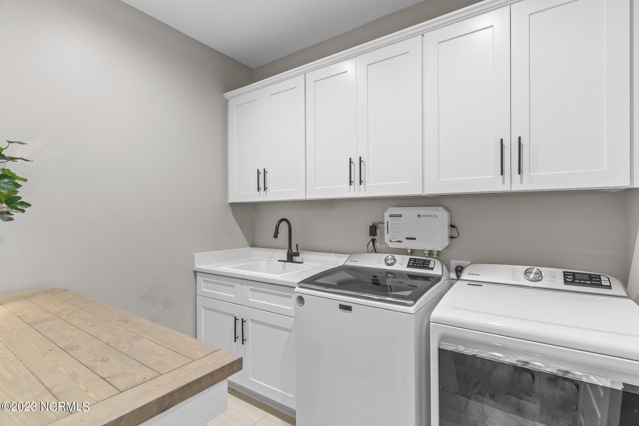 319 The Cape Boulevard