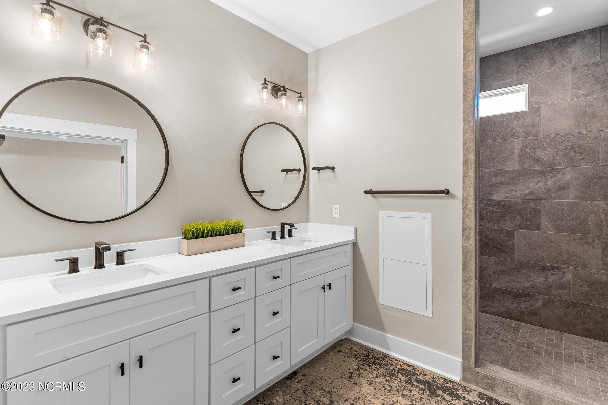 319 The Cape Boulevard