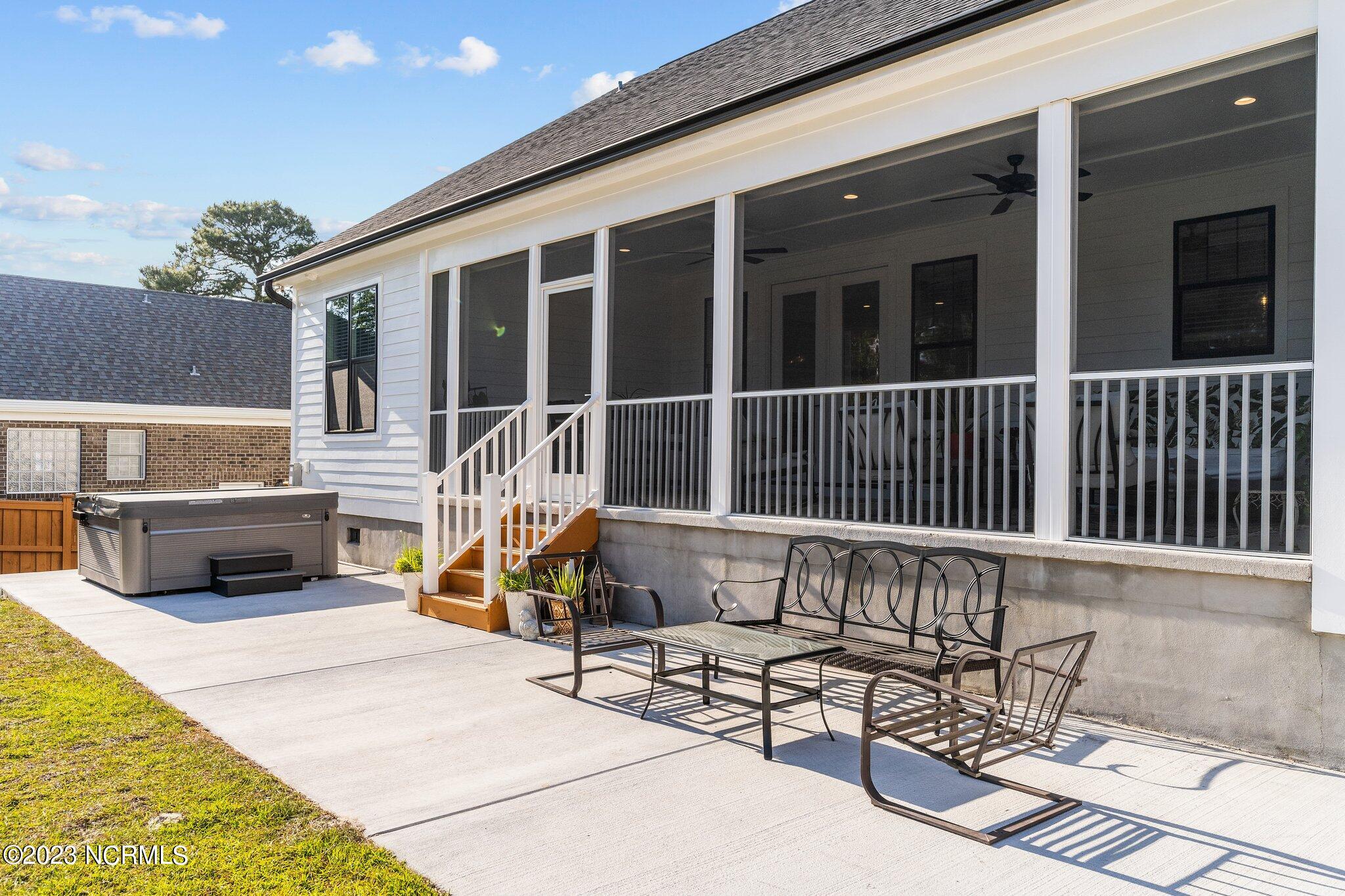 319 The Cape Boulevard